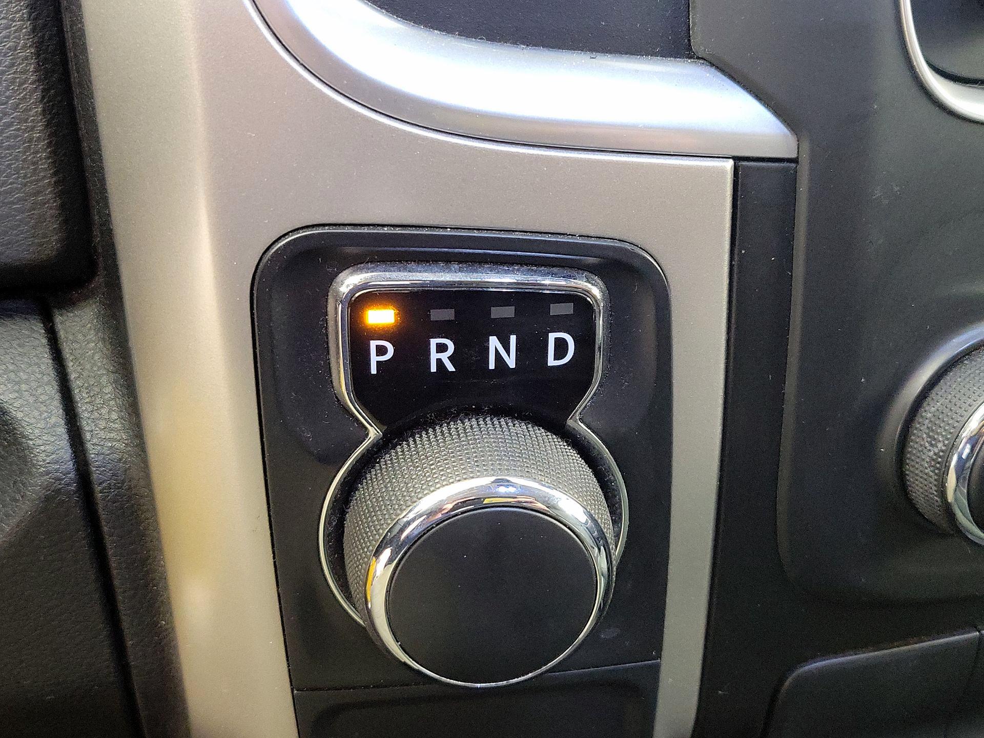 Thumbnail: 2019 RAM 1500 Classic - 17