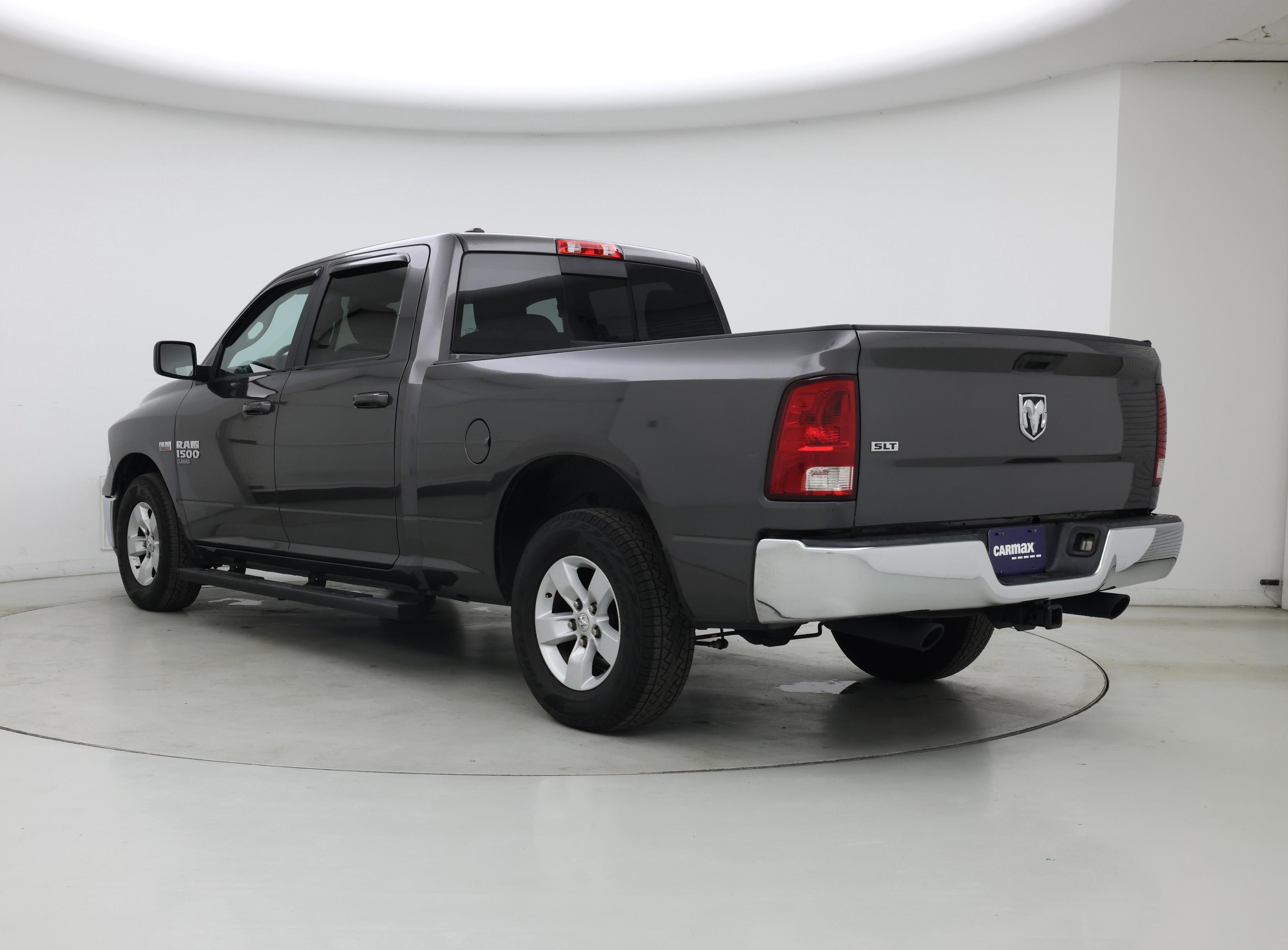 Thumbnail: 2019 RAM 1500 Classic - 2