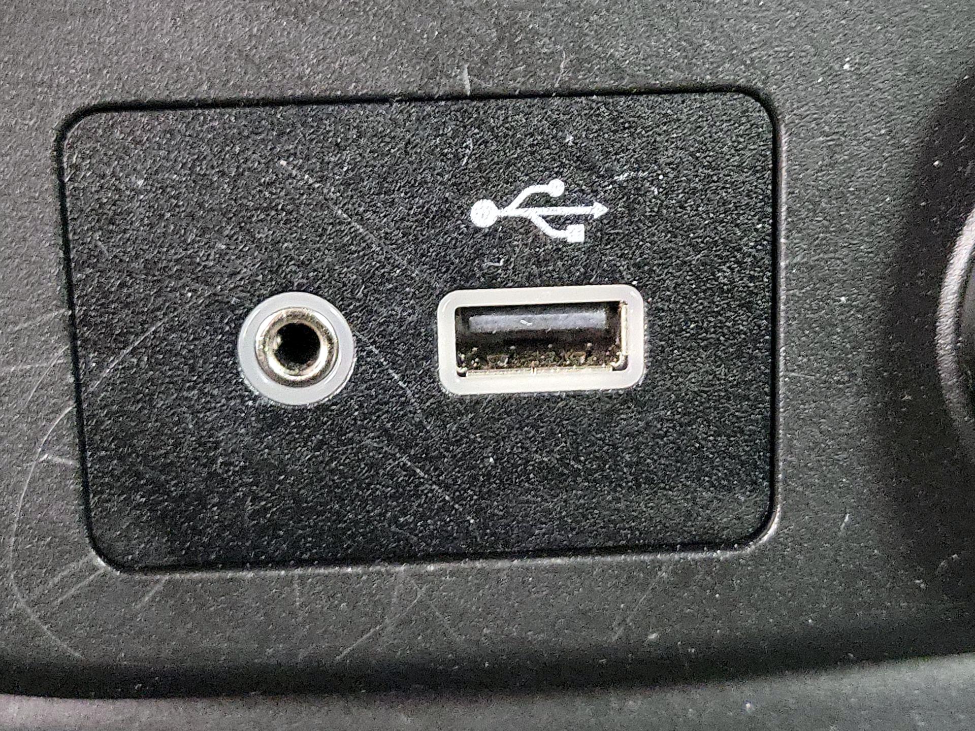 Thumbnail: 2018 Nissan Rogue - 18