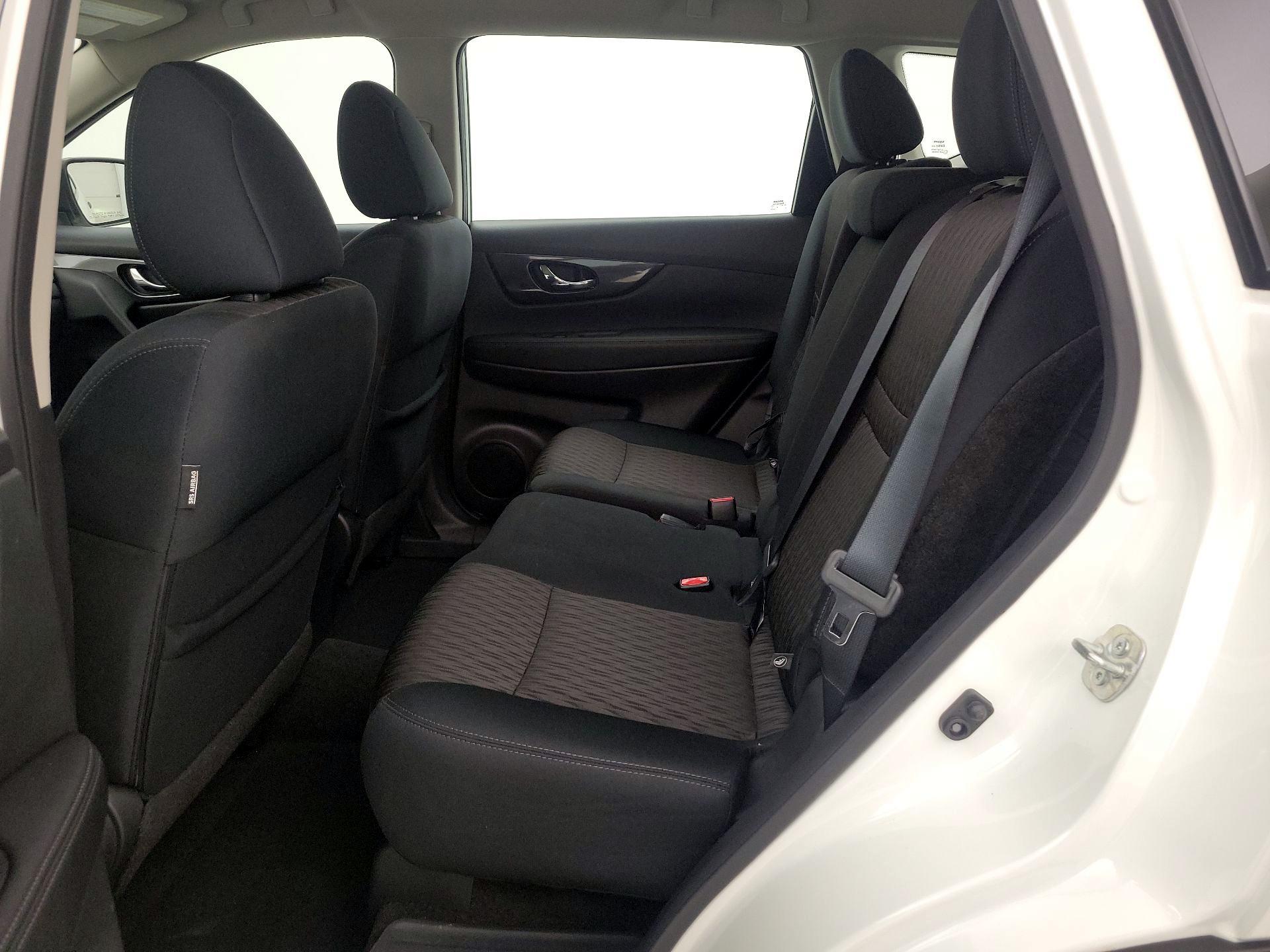 Thumbnail: 2018 Nissan Rogue - 19