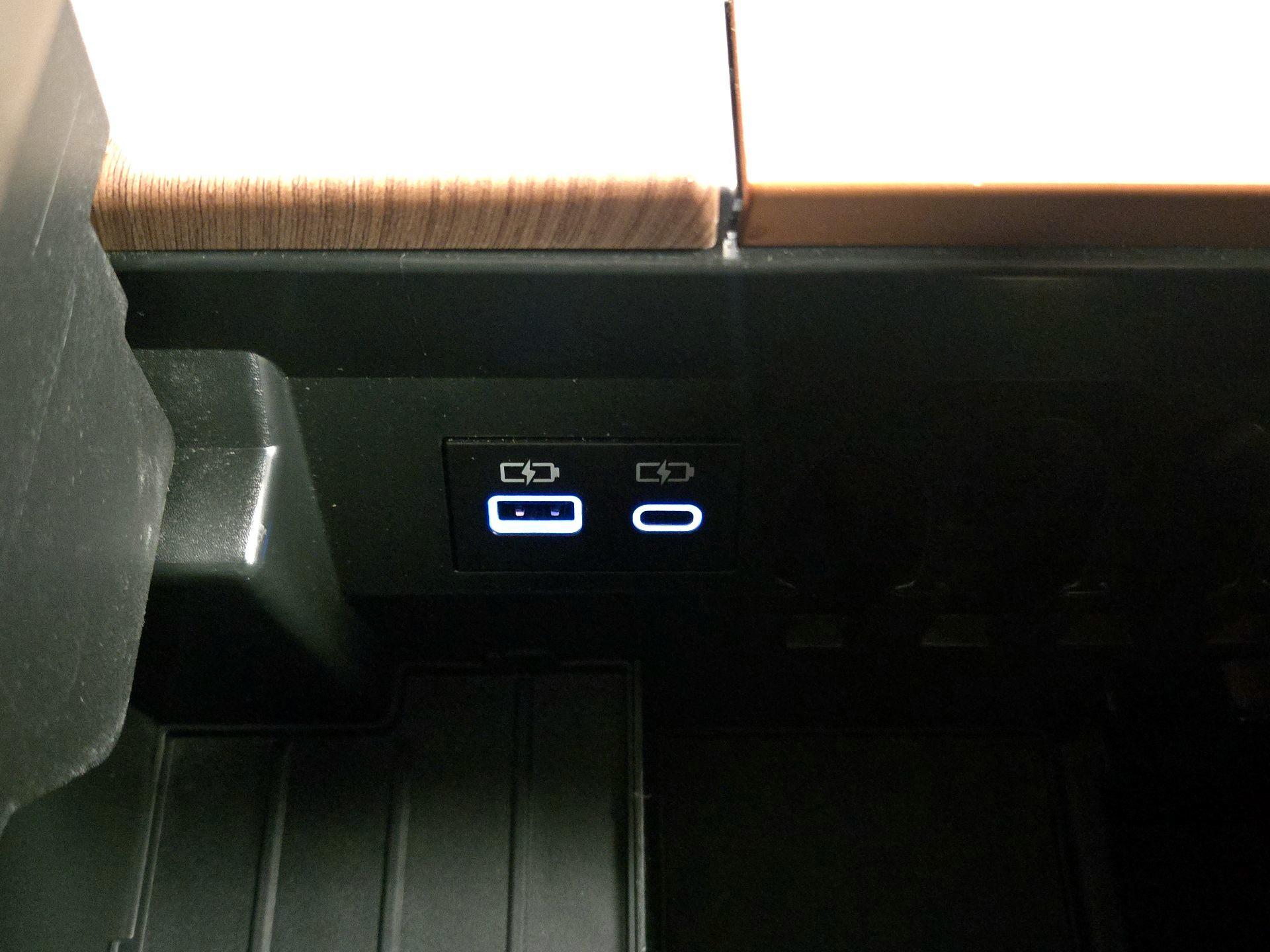 Thumbnail: 2023 Toyota Tundra - 18