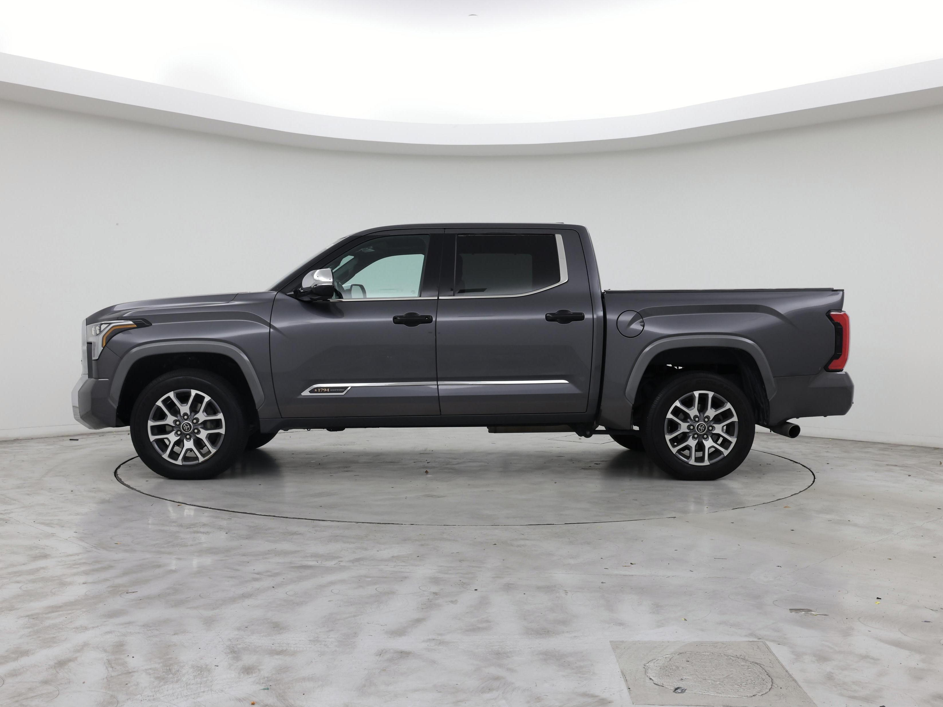 Thumbnail: 2023 Toyota Tundra - 3