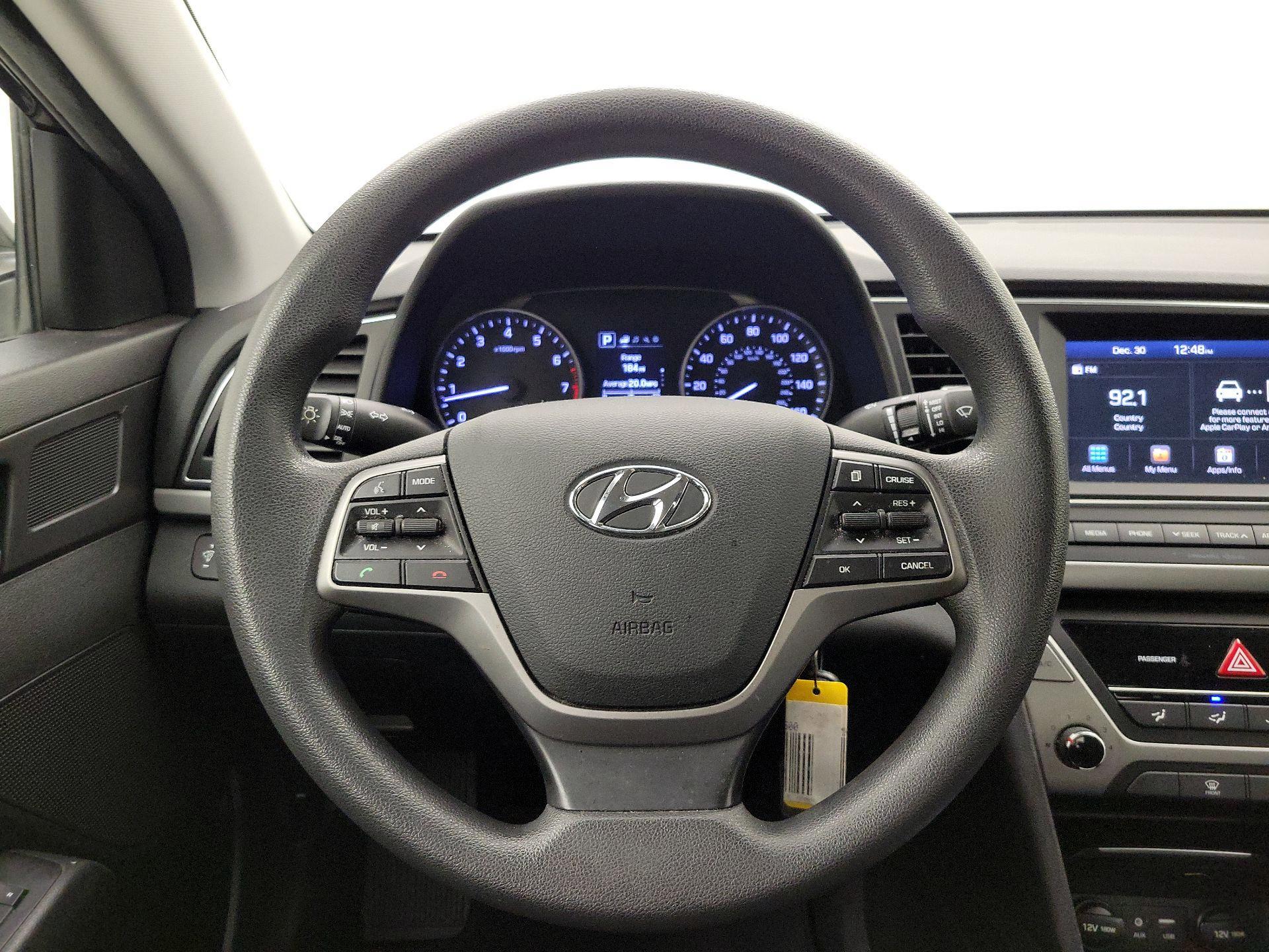 Thumbnail: 2018 Hyundai Elantra - 10