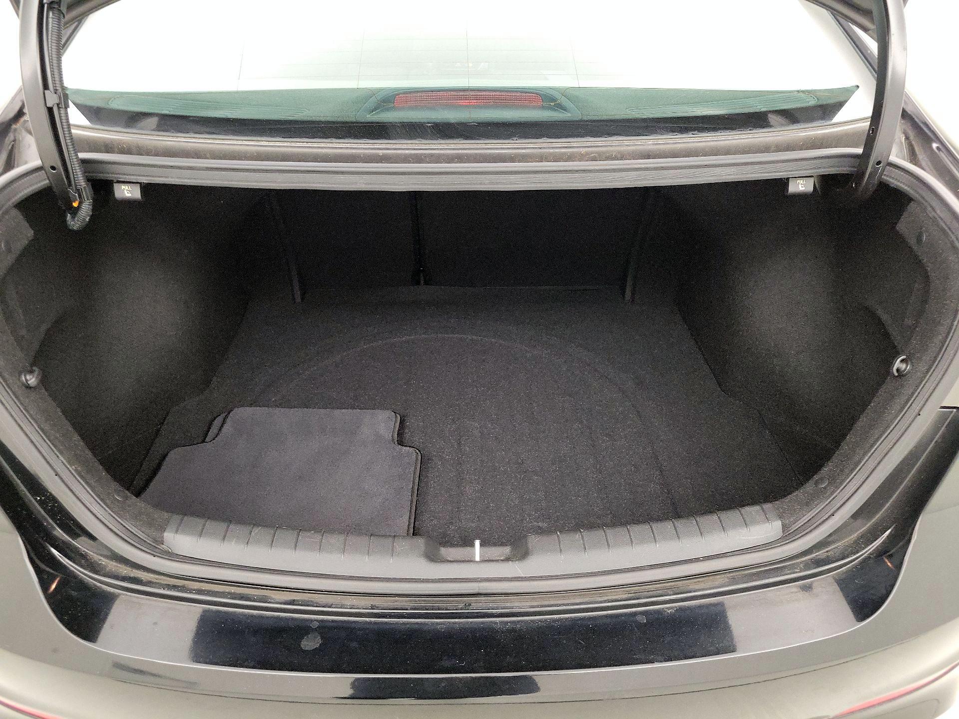 Thumbnail: 2018 Hyundai Elantra - 20