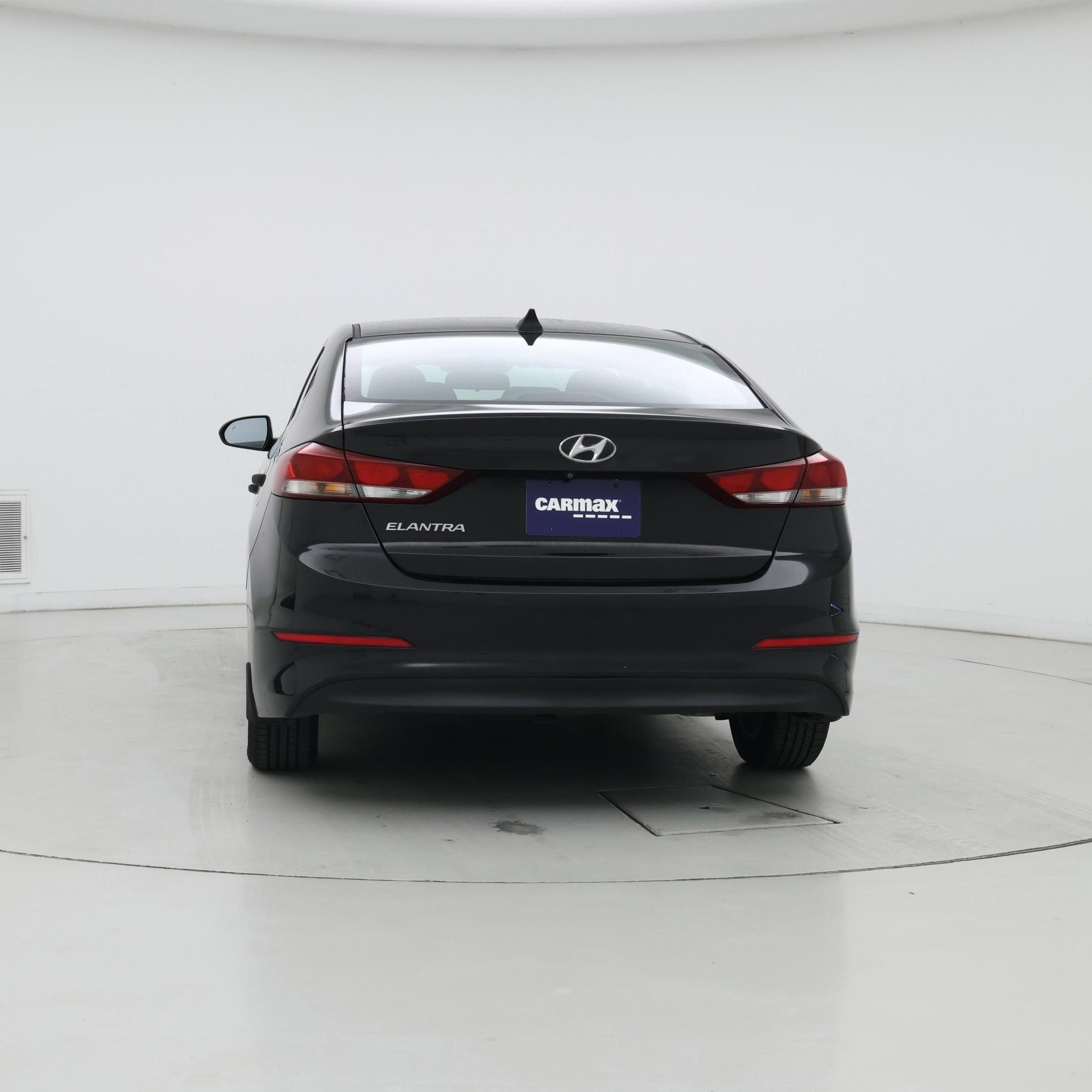 Thumbnail: 2018 Hyundai Elantra - 6