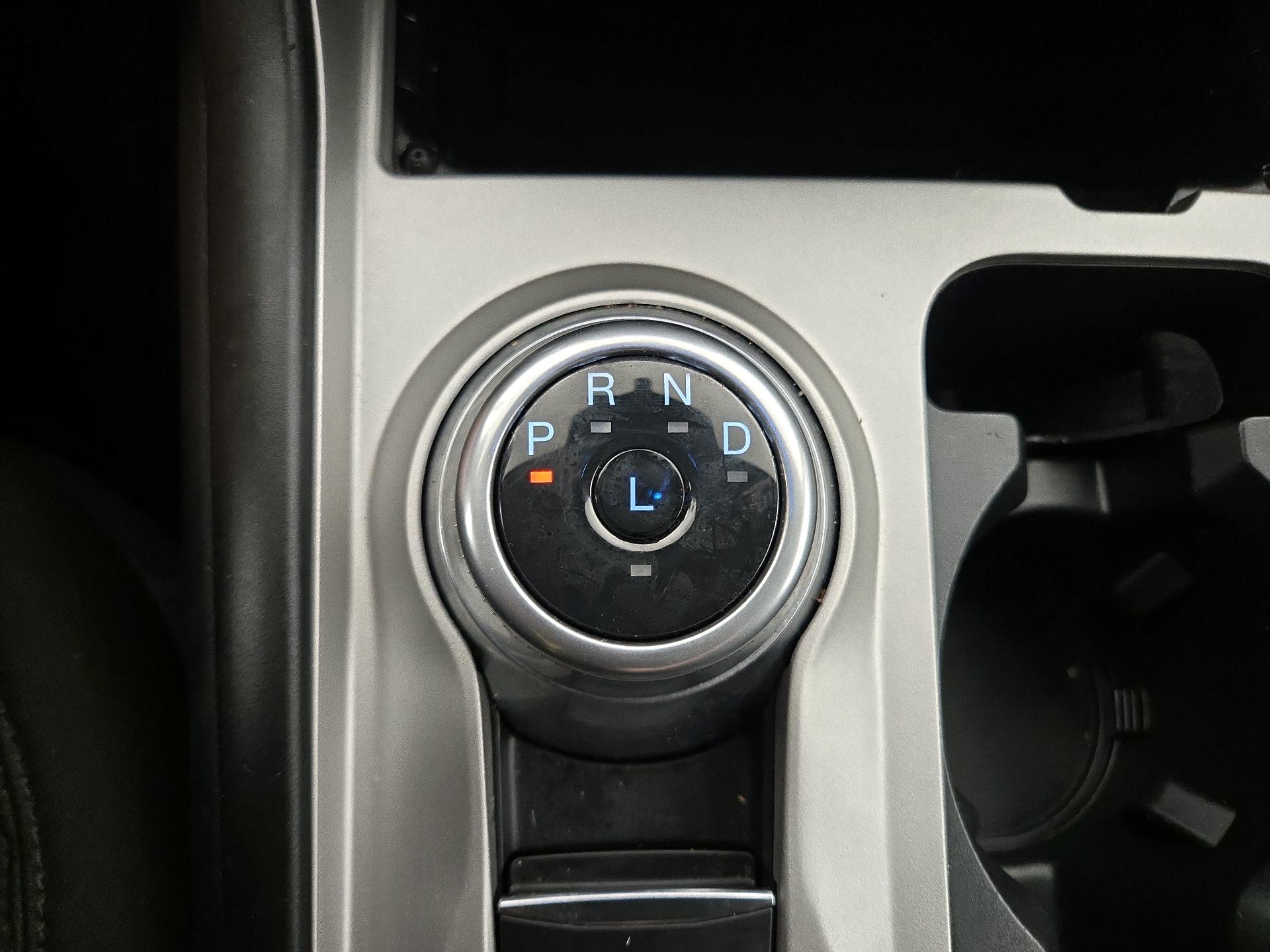 Thumbnail: 2022 Ford Explorer - 17