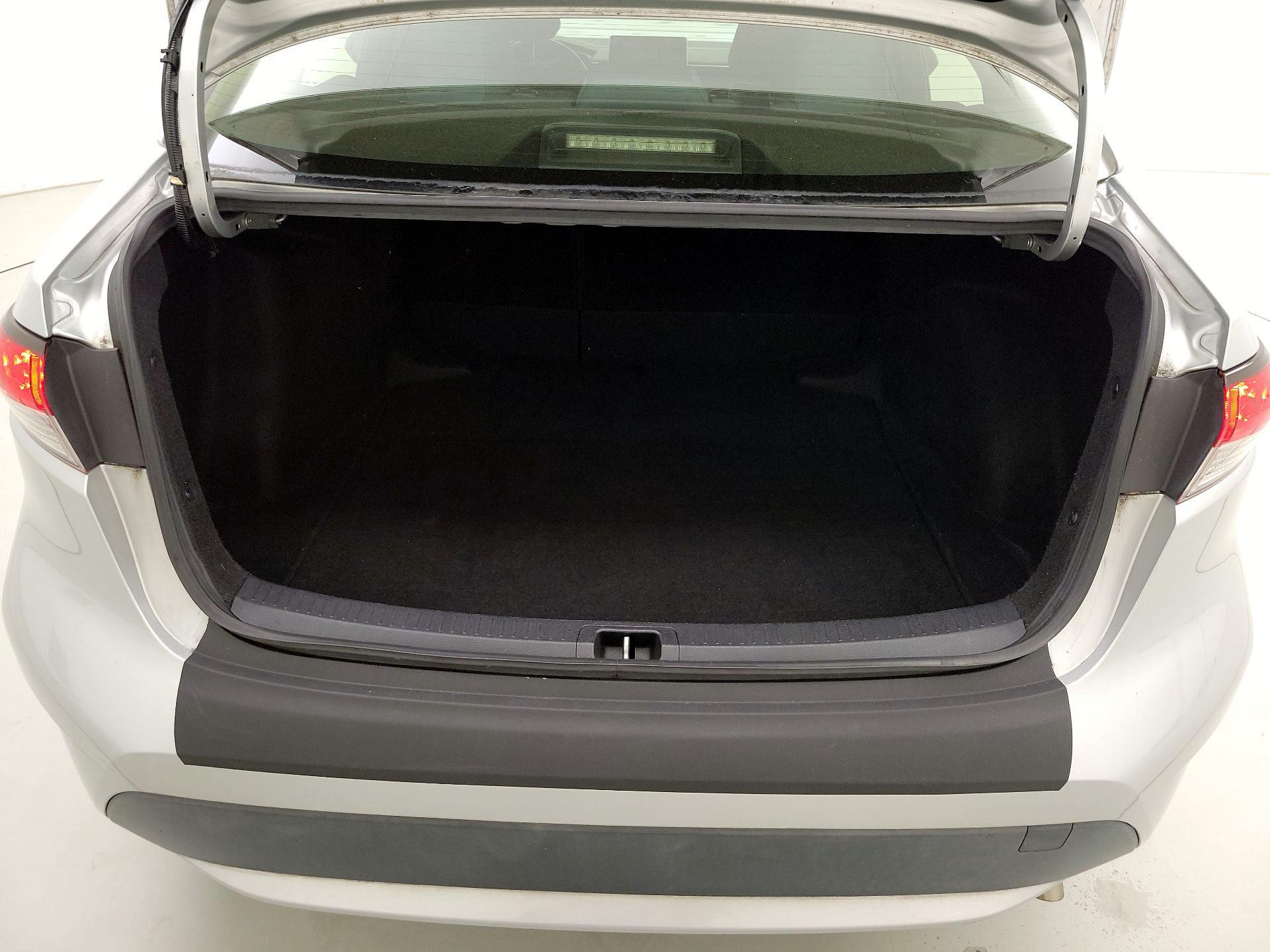 Thumbnail: 2020 Toyota Corolla - 20