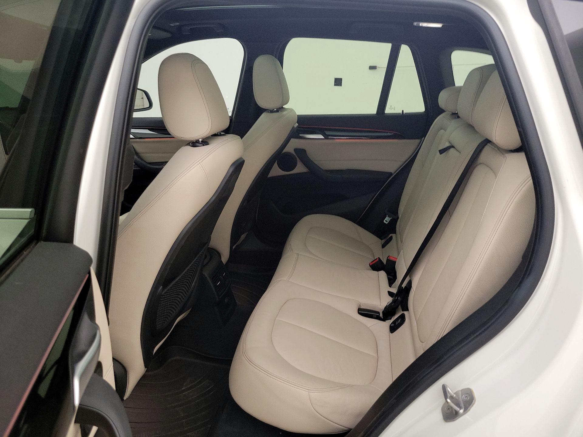 Thumbnail: 2017 BMW X1 - 19