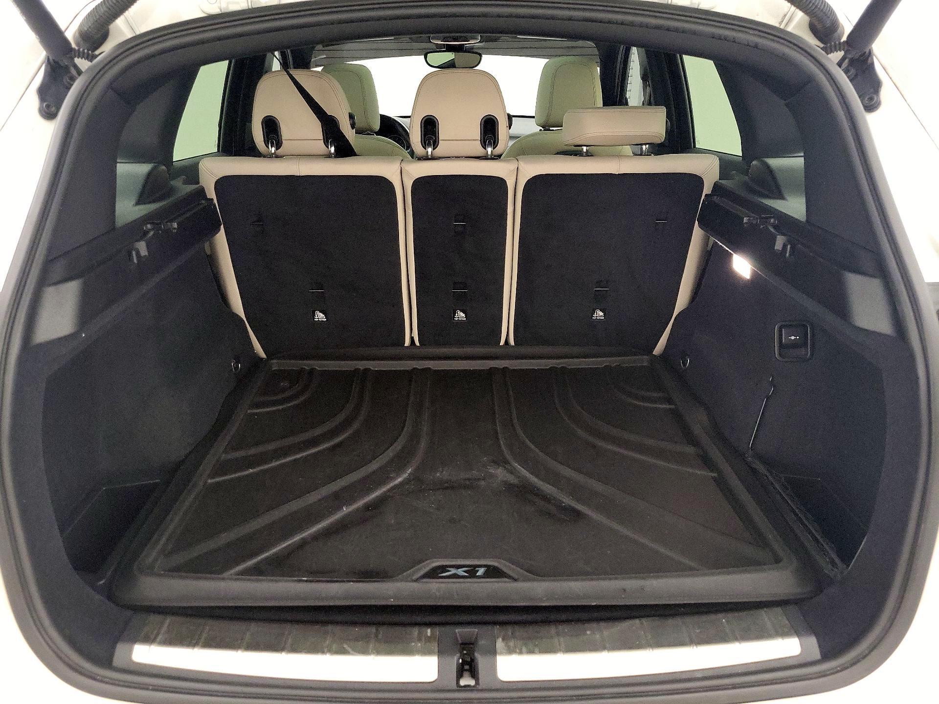 Thumbnail: 2017 BMW X1 - 20