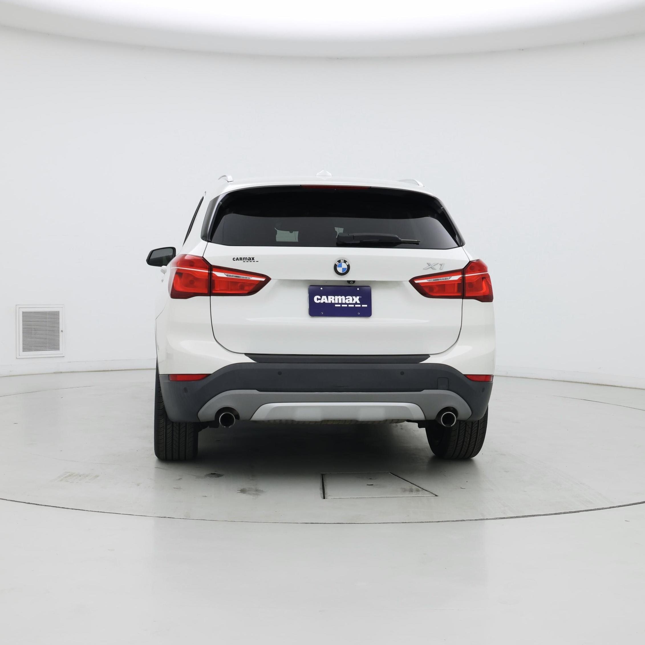 Thumbnail: 2017 BMW X1 - 6