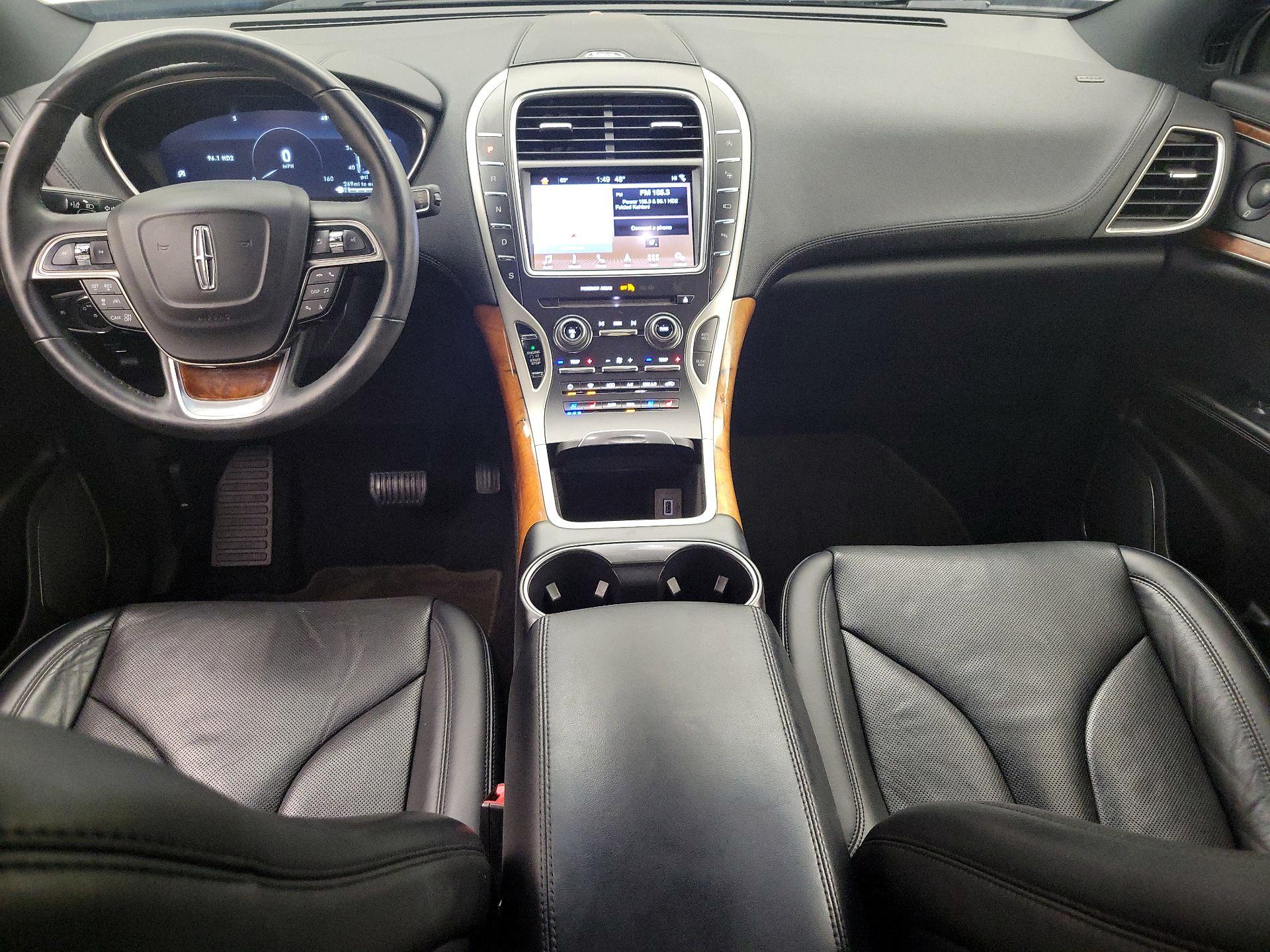 Thumbnail: 2019 Lincoln Nautilus - 9