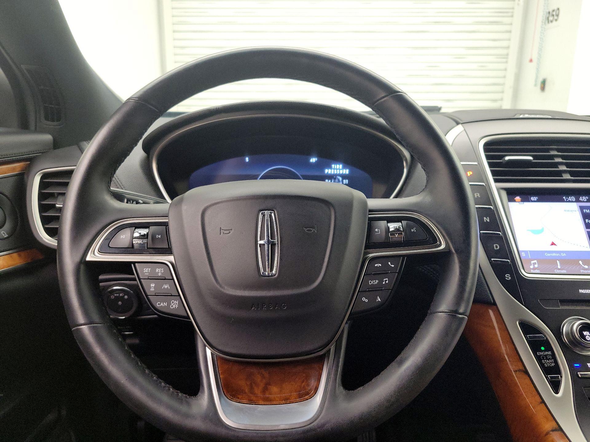 Thumbnail: 2019 Lincoln Nautilus - 10