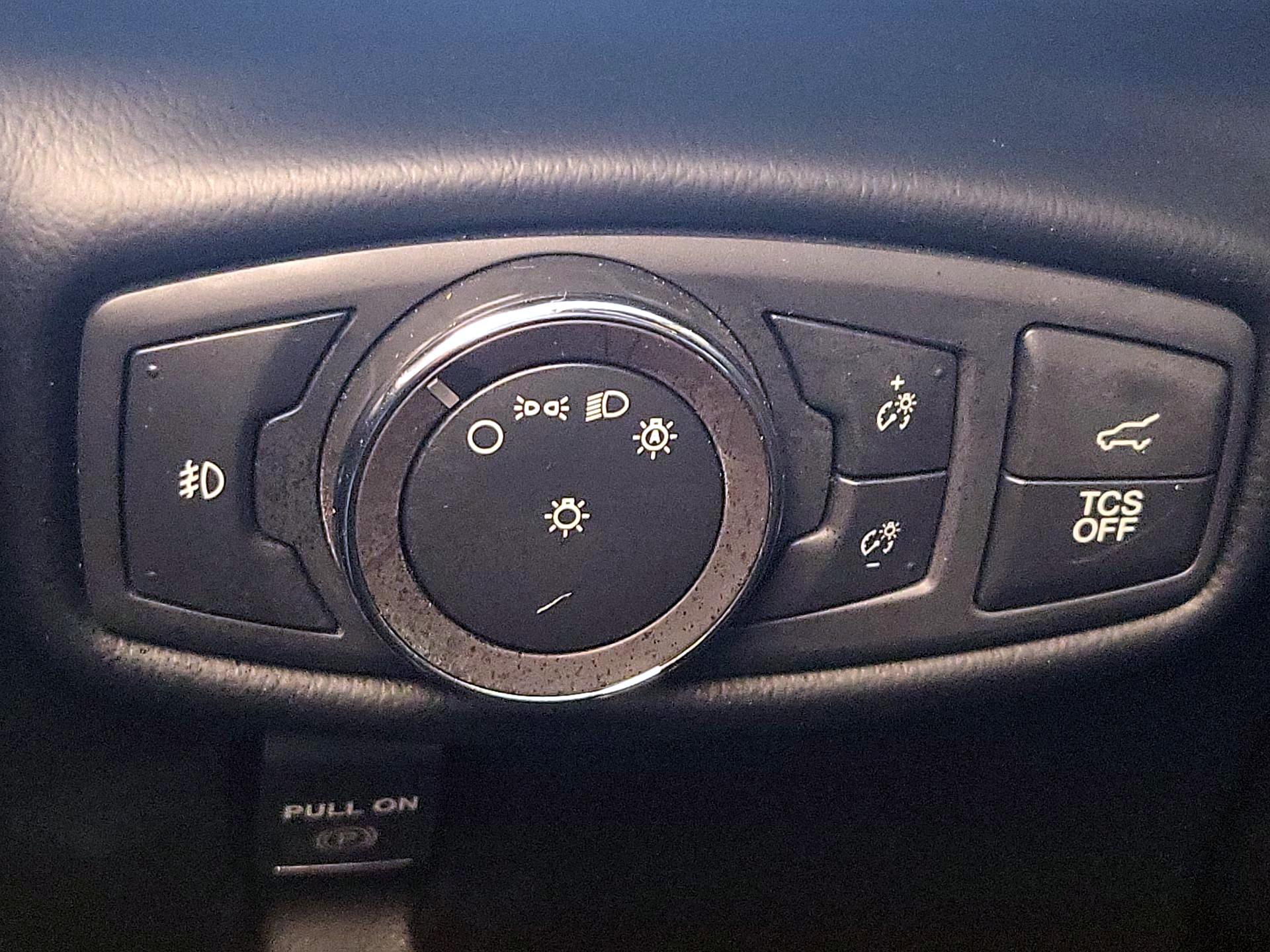 Thumbnail: 2019 Lincoln Nautilus - 13