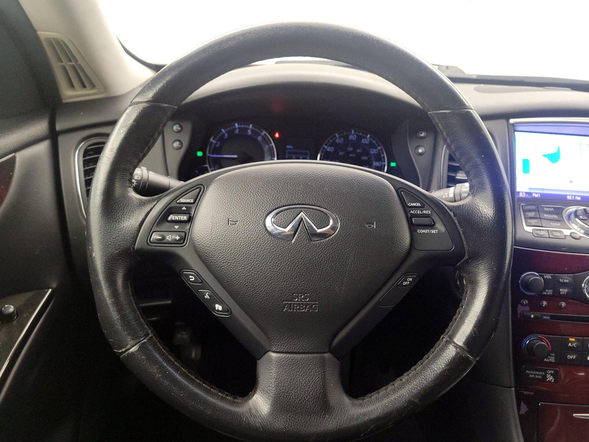 Thumbnail: 2016 INFINITI QX50 - 10