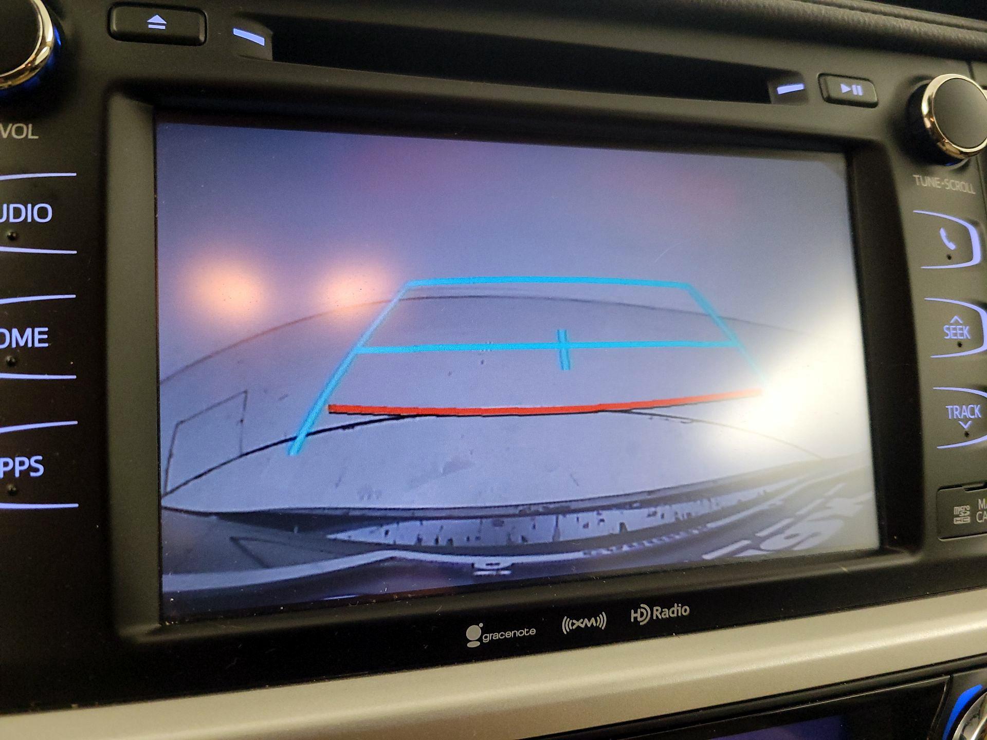 Thumbnail: 2019 Toyota Highlander - 14