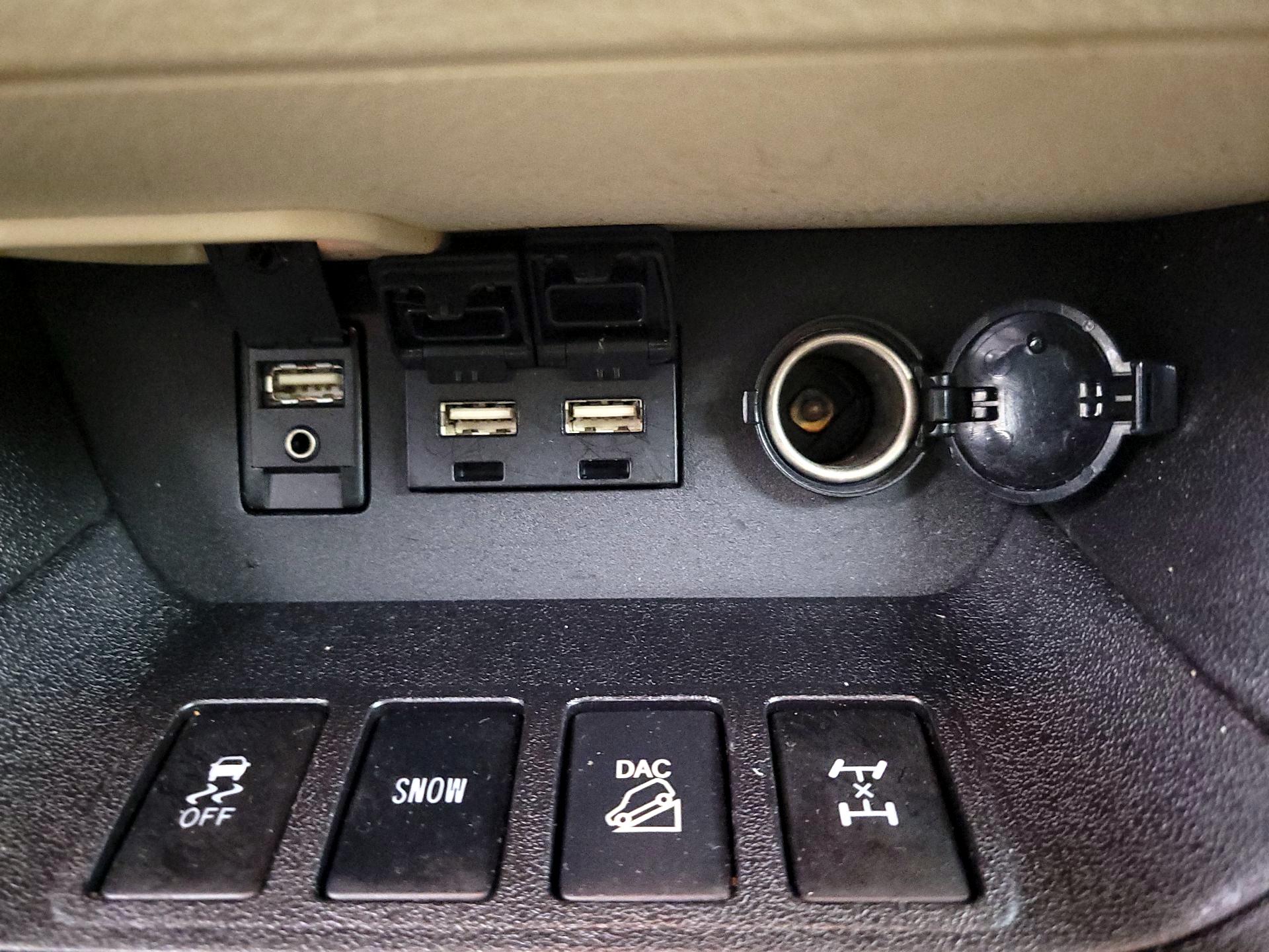 Thumbnail: 2019 Toyota Highlander - 18