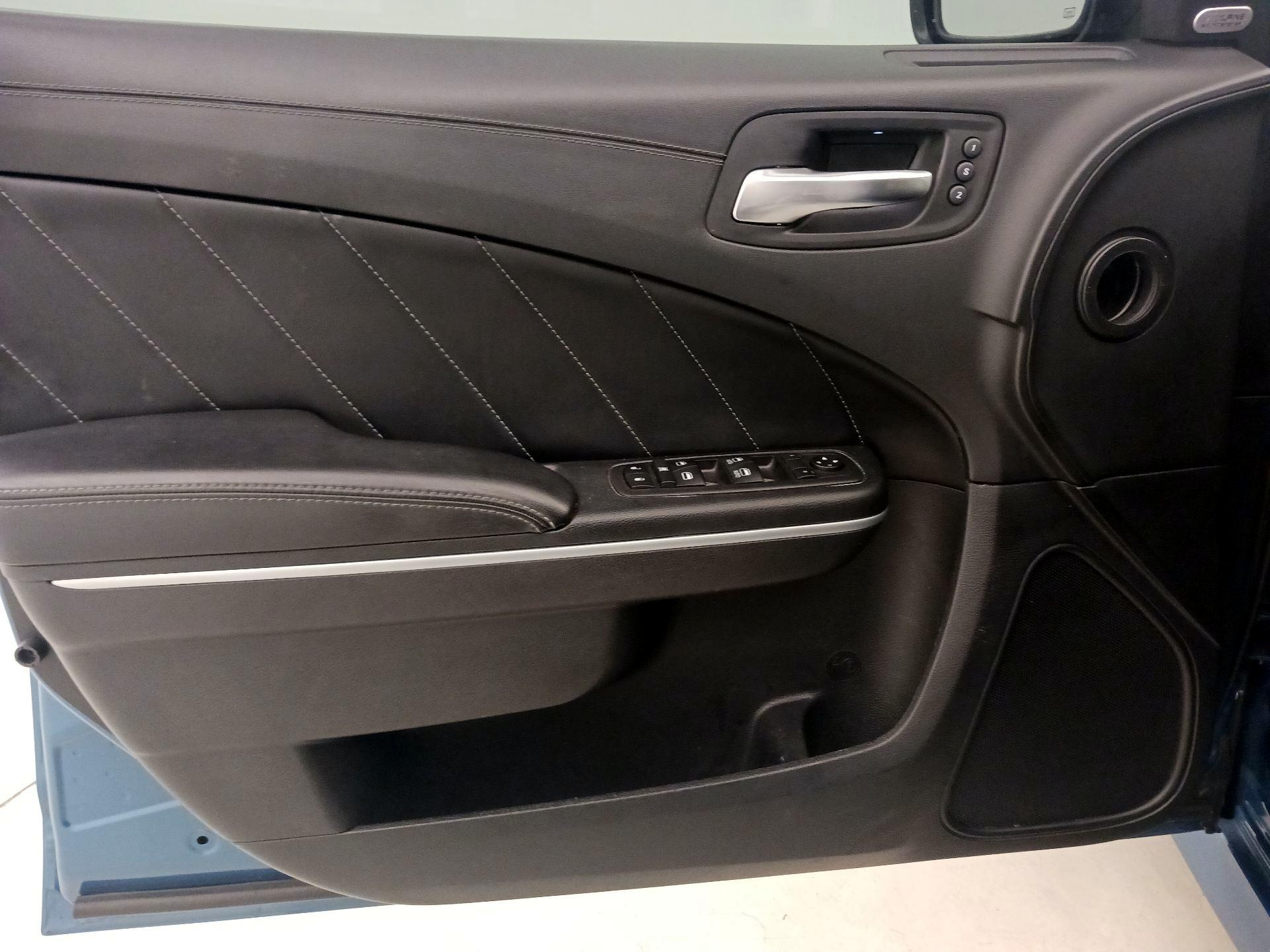 Thumbnail: 2021 Dodge Charger - 12