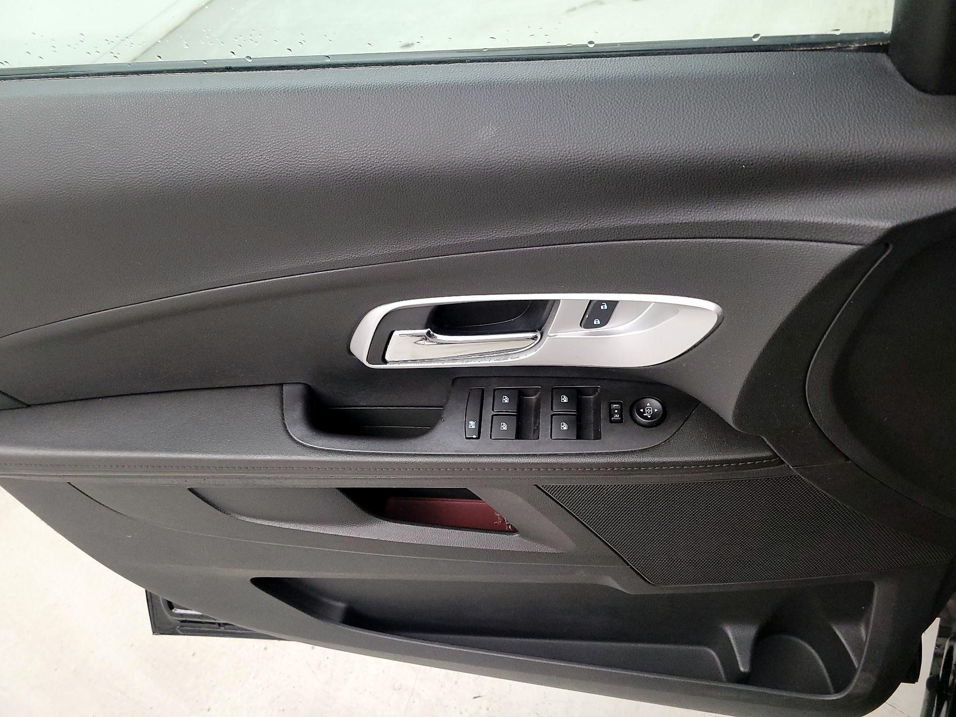 Thumbnail: 2016 Chevrolet Equinox - 12