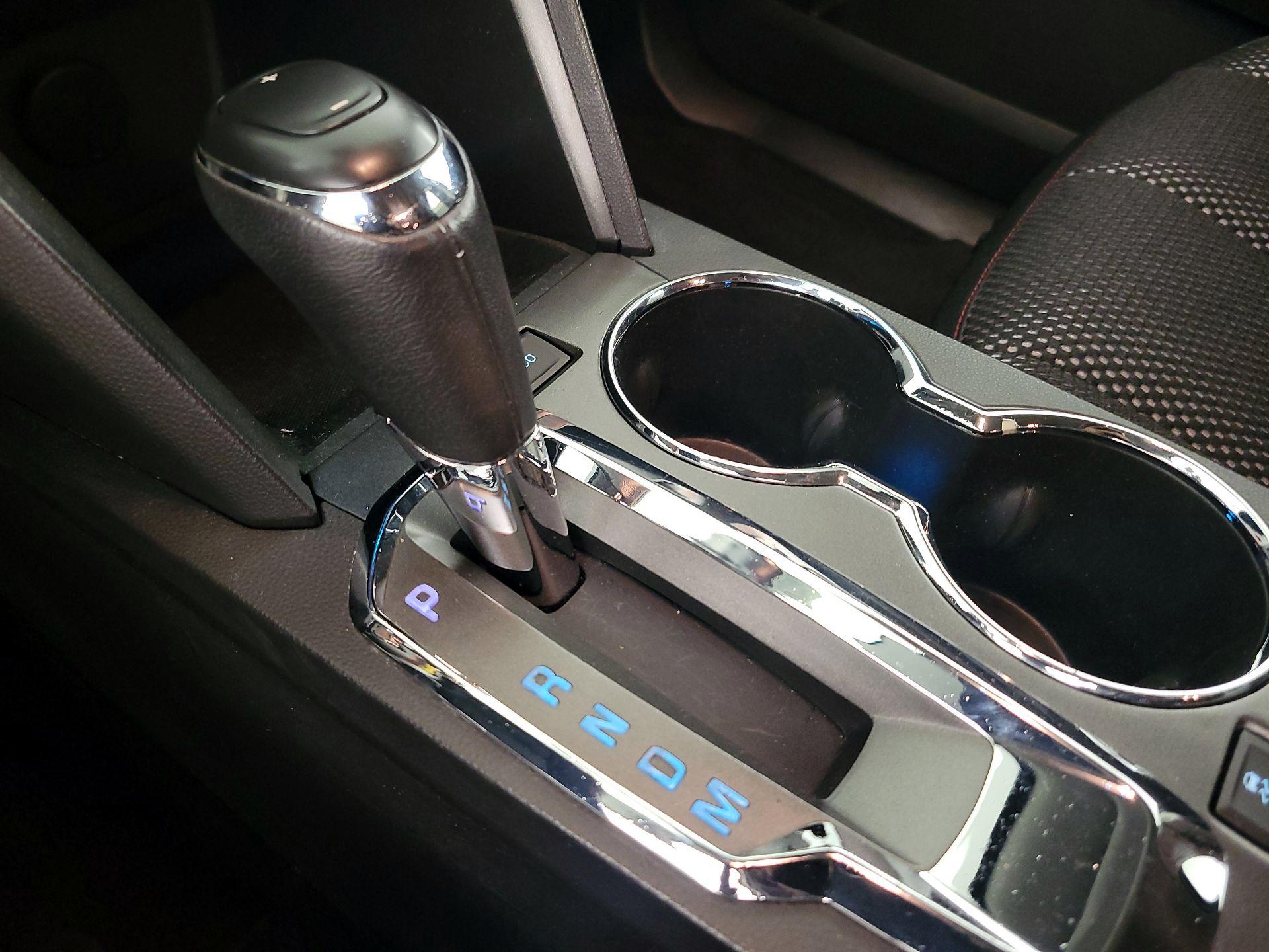 Thumbnail: 2016 Chevrolet Equinox - 17