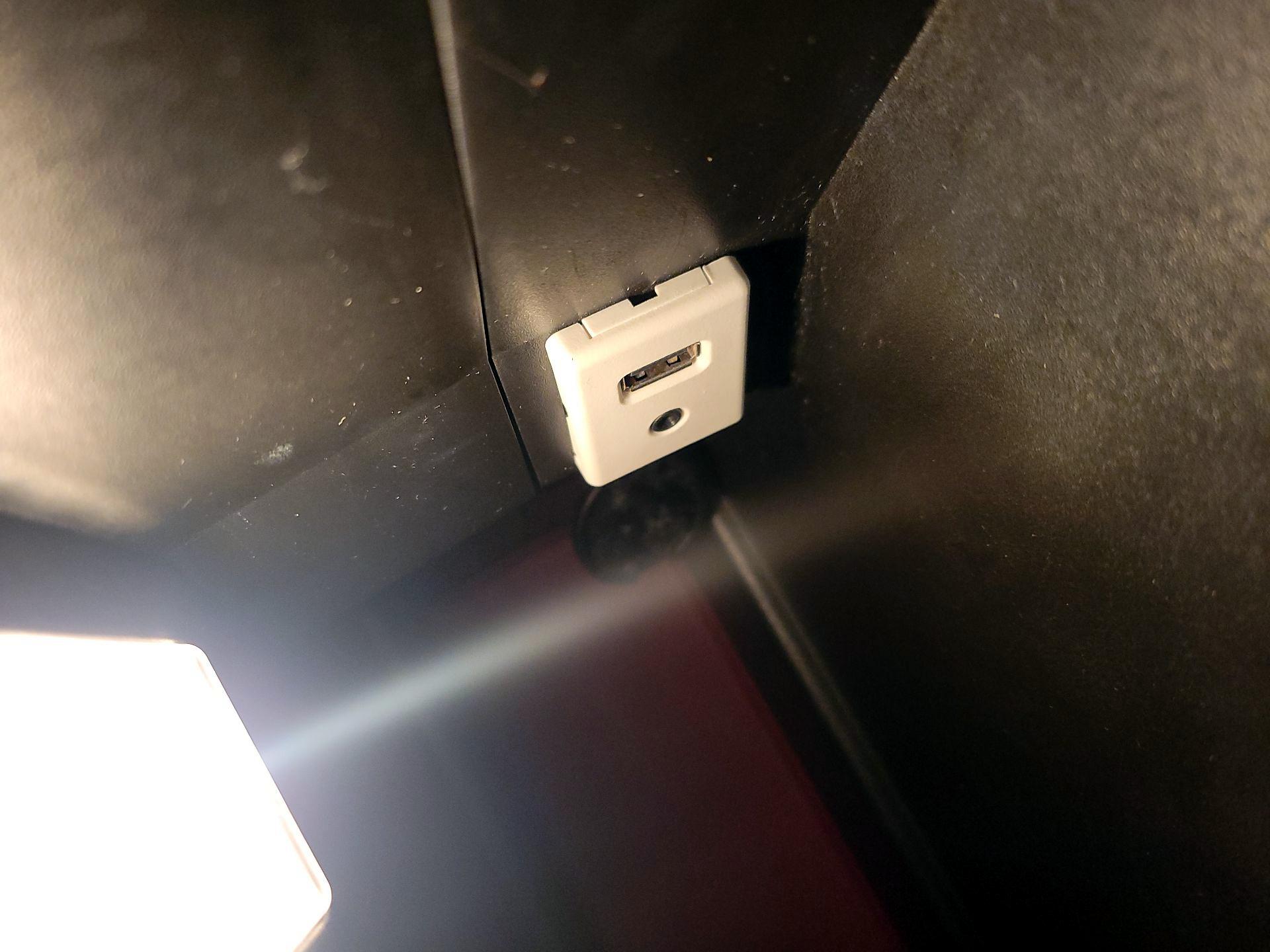 Thumbnail: 2016 Chevrolet Equinox - 18