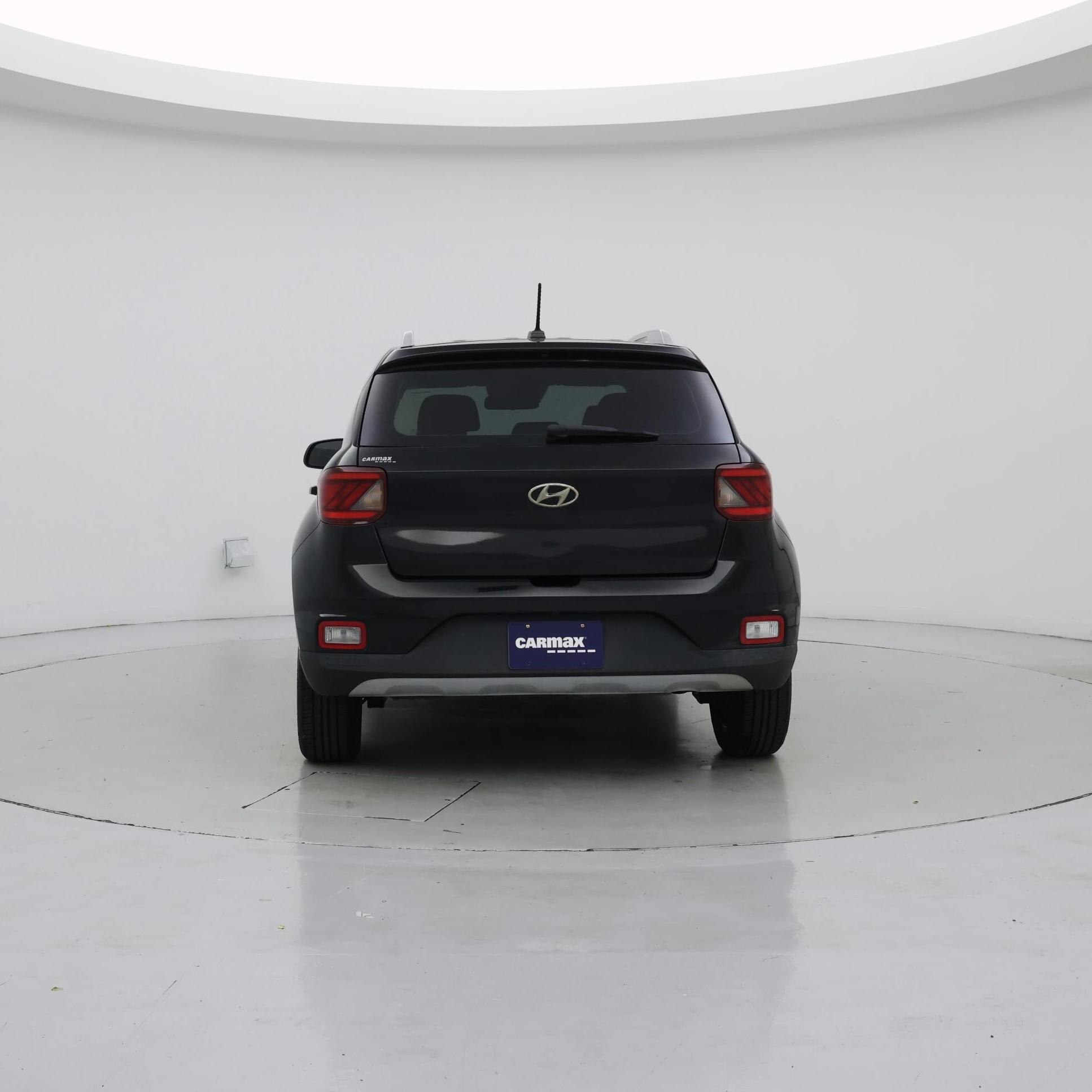 Thumbnail: 2023 Hyundai Venue - 6