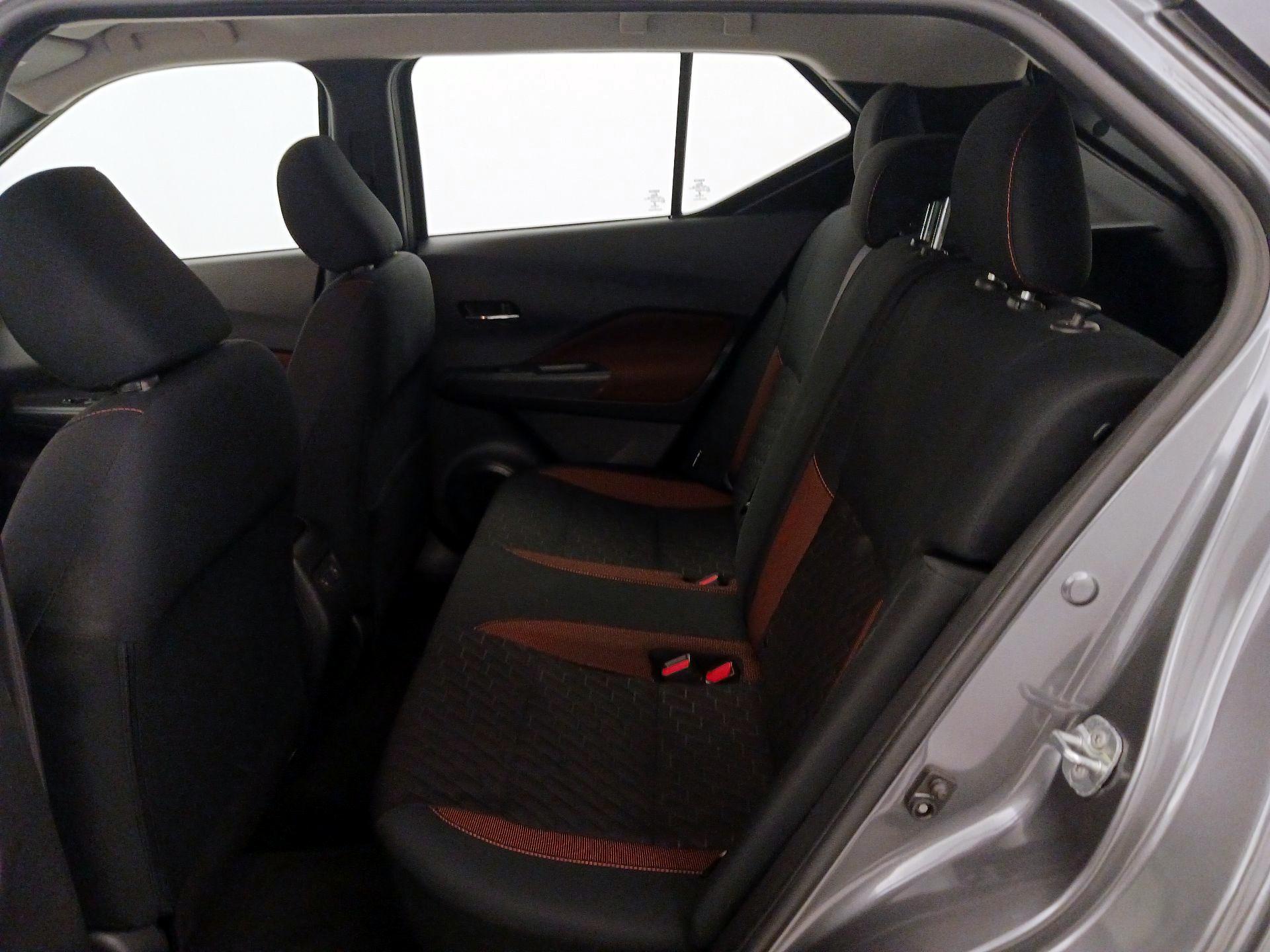 Thumbnail: 2023 Nissan Kicks - 18