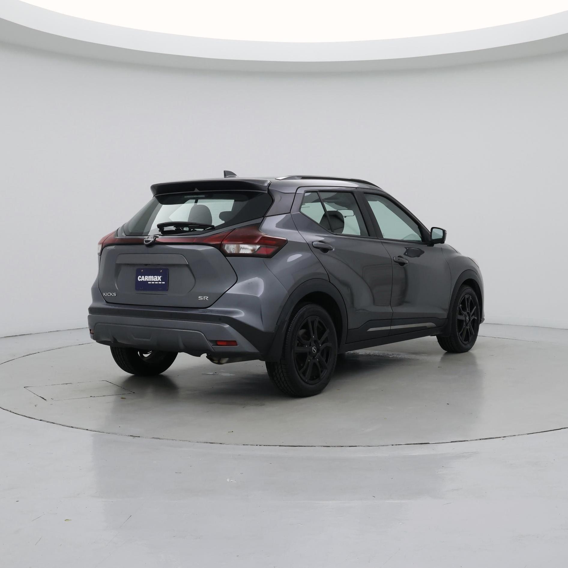 Thumbnail: 2023 Nissan Kicks - 8