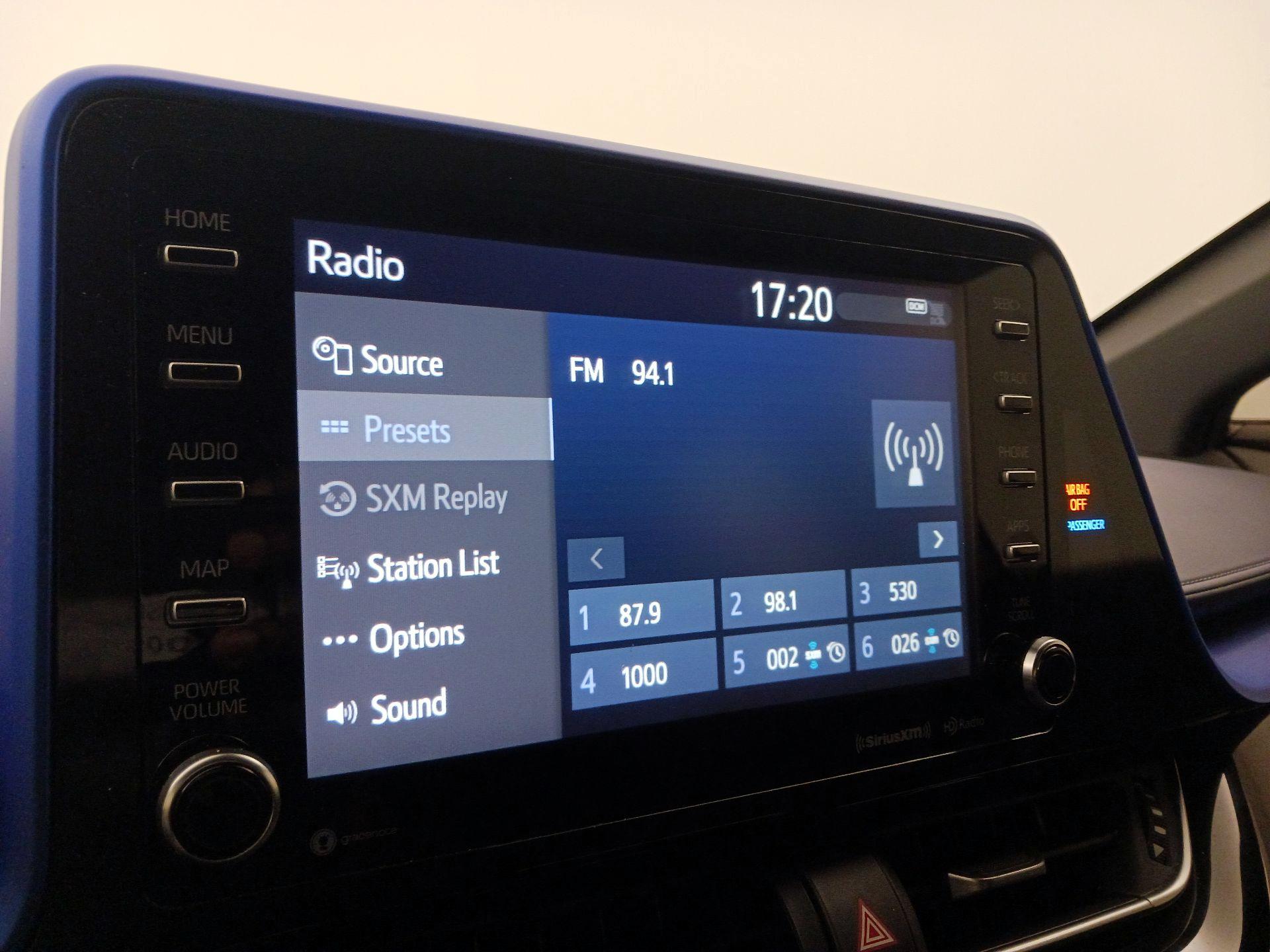 Thumbnail: 2021 Toyota C-HR - 15