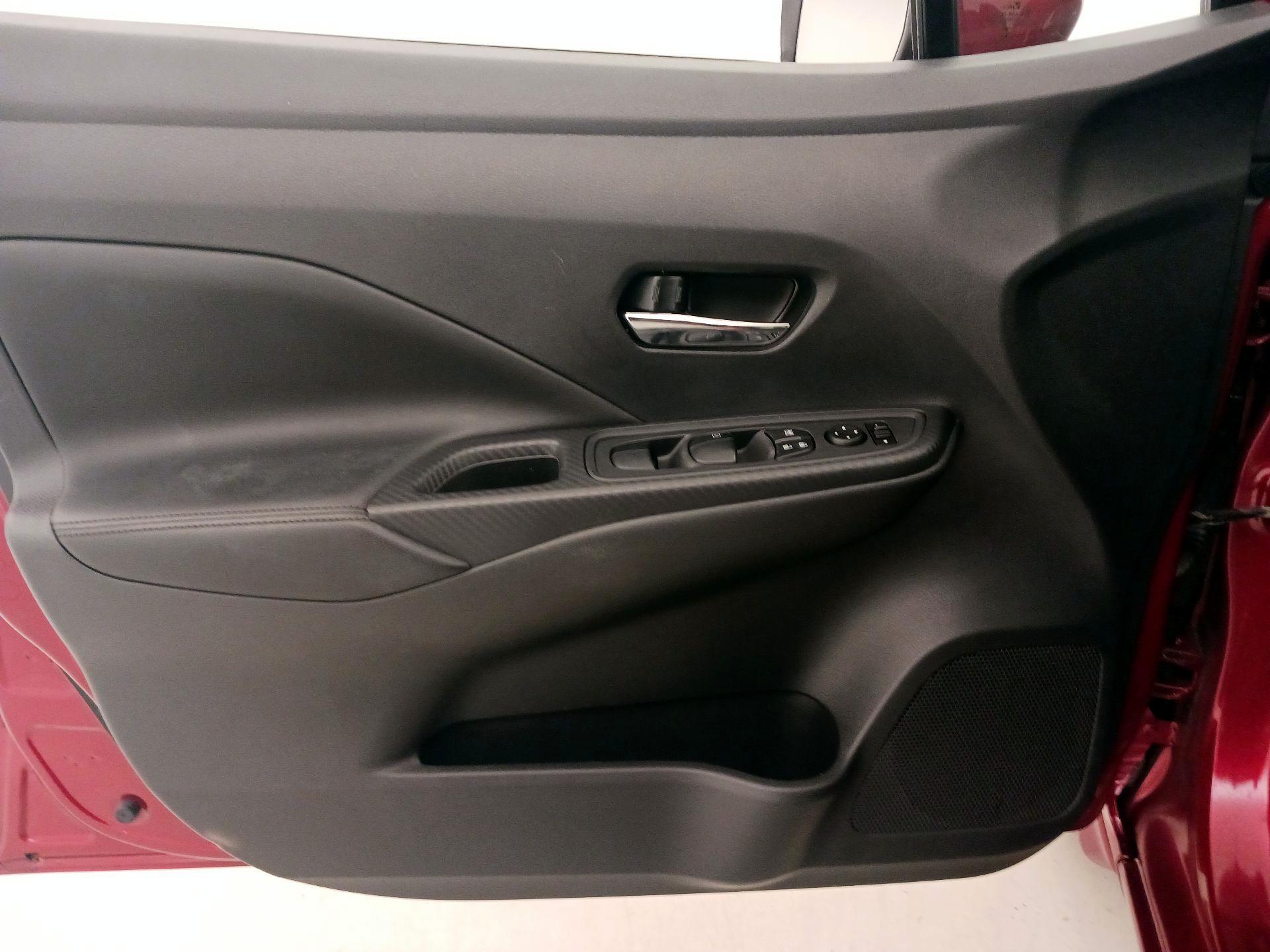 Thumbnail: 2020 Nissan Versa - 12