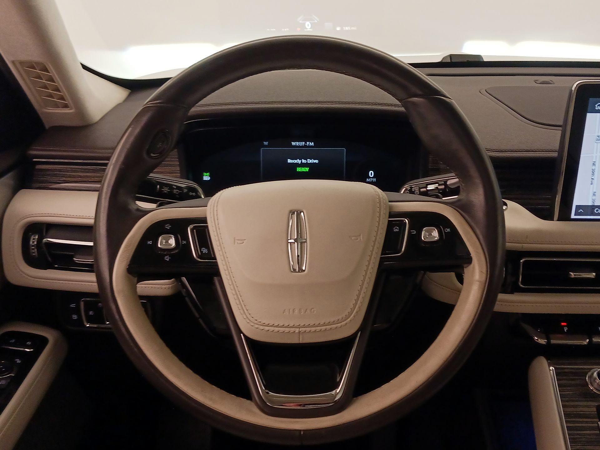 Thumbnail: 2020 Lincoln Aviator - 10