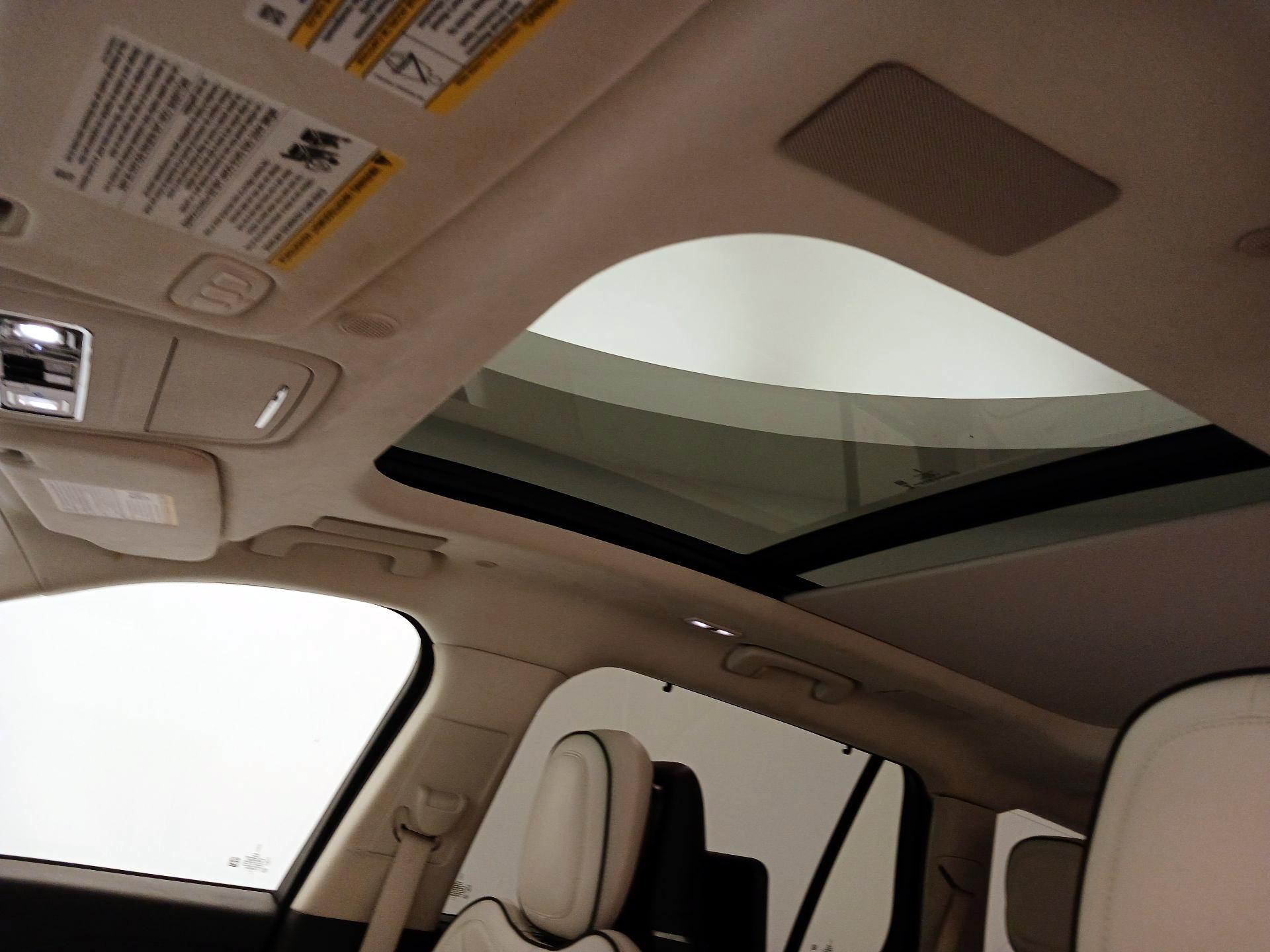 Thumbnail: 2020 Lincoln Aviator - 20