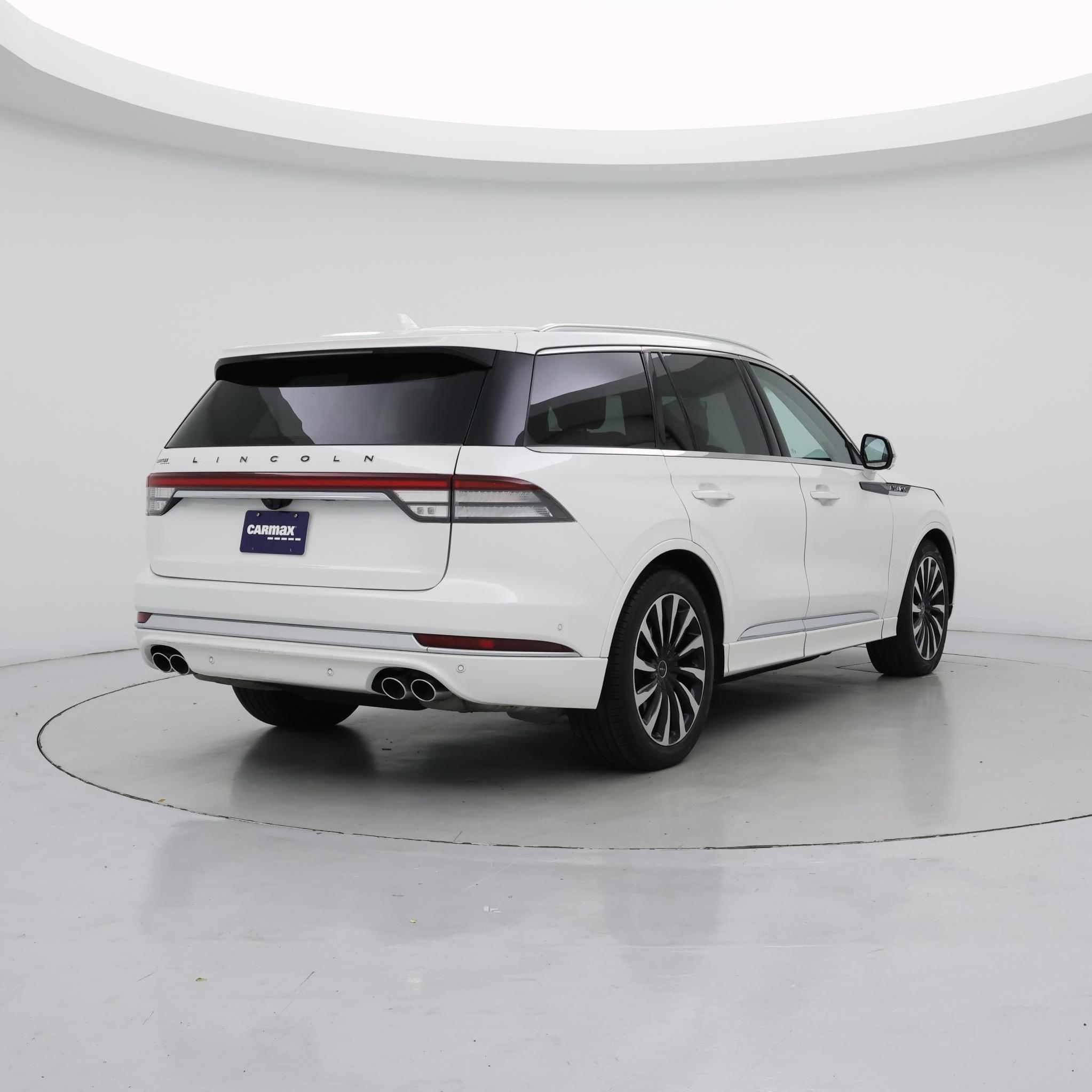 Thumbnail: 2020 Lincoln Aviator - 8