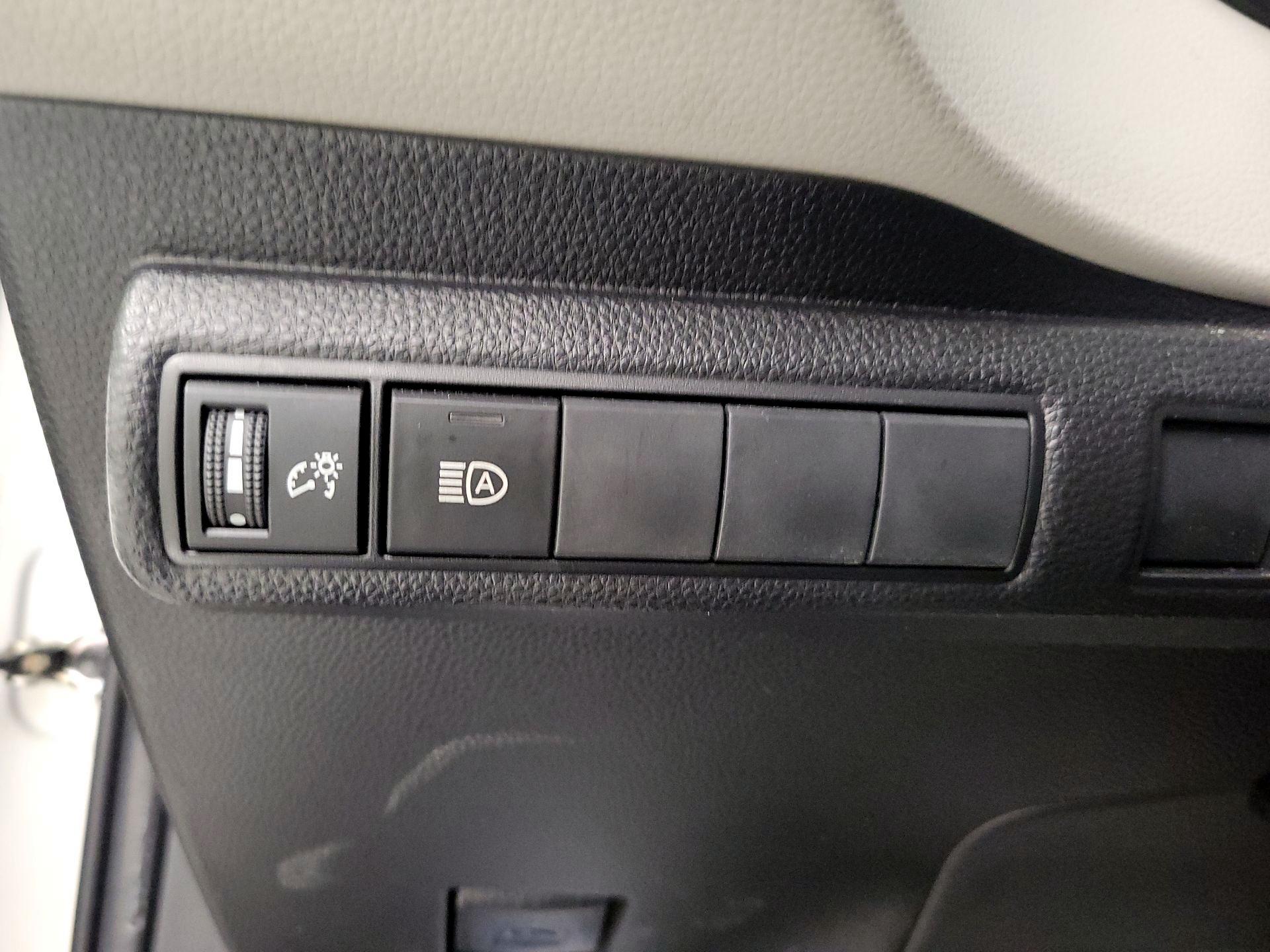 Thumbnail: 2022 Toyota Corolla - 13