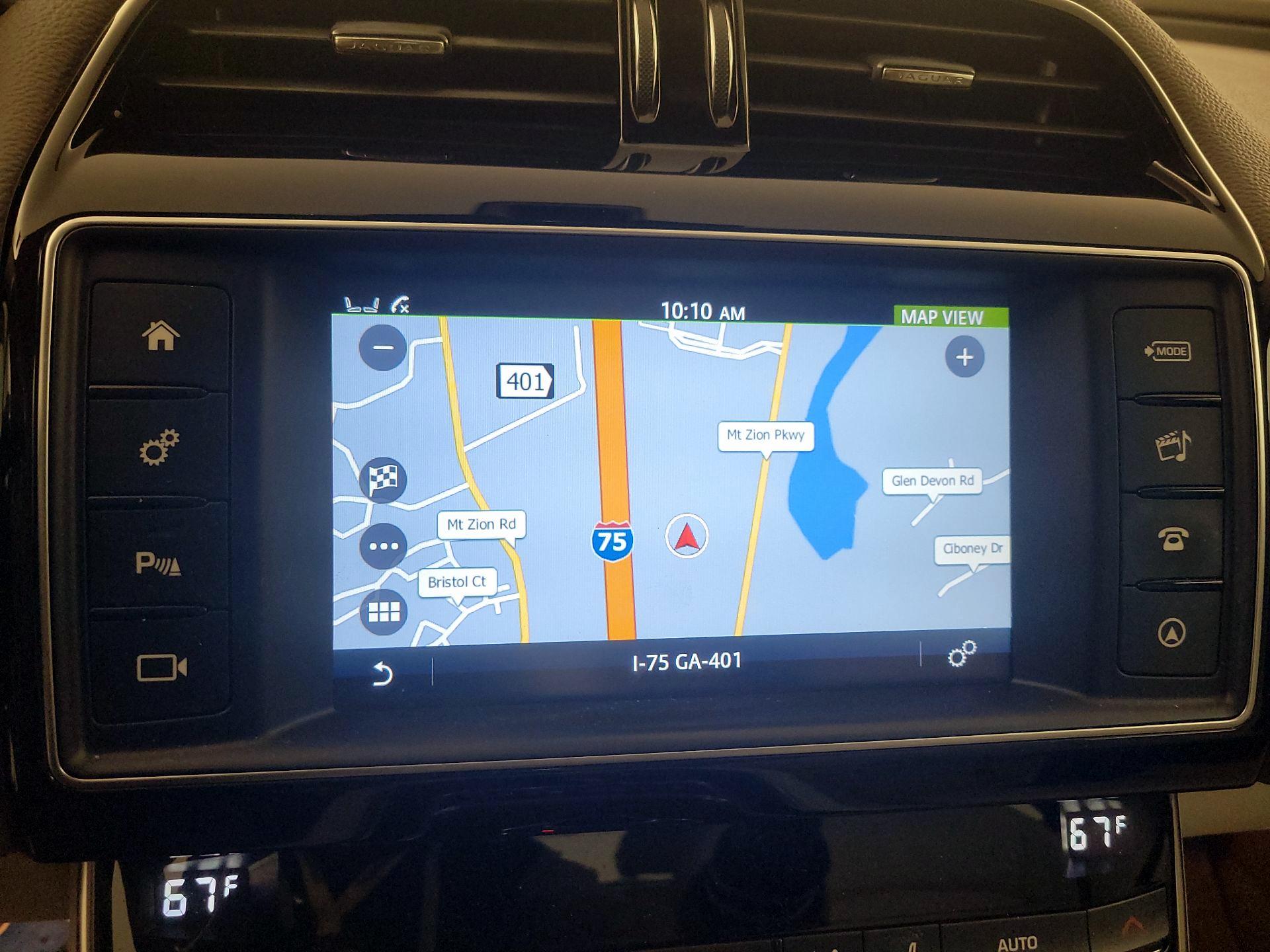 Thumbnail: 2018 Jaguar XE - 14