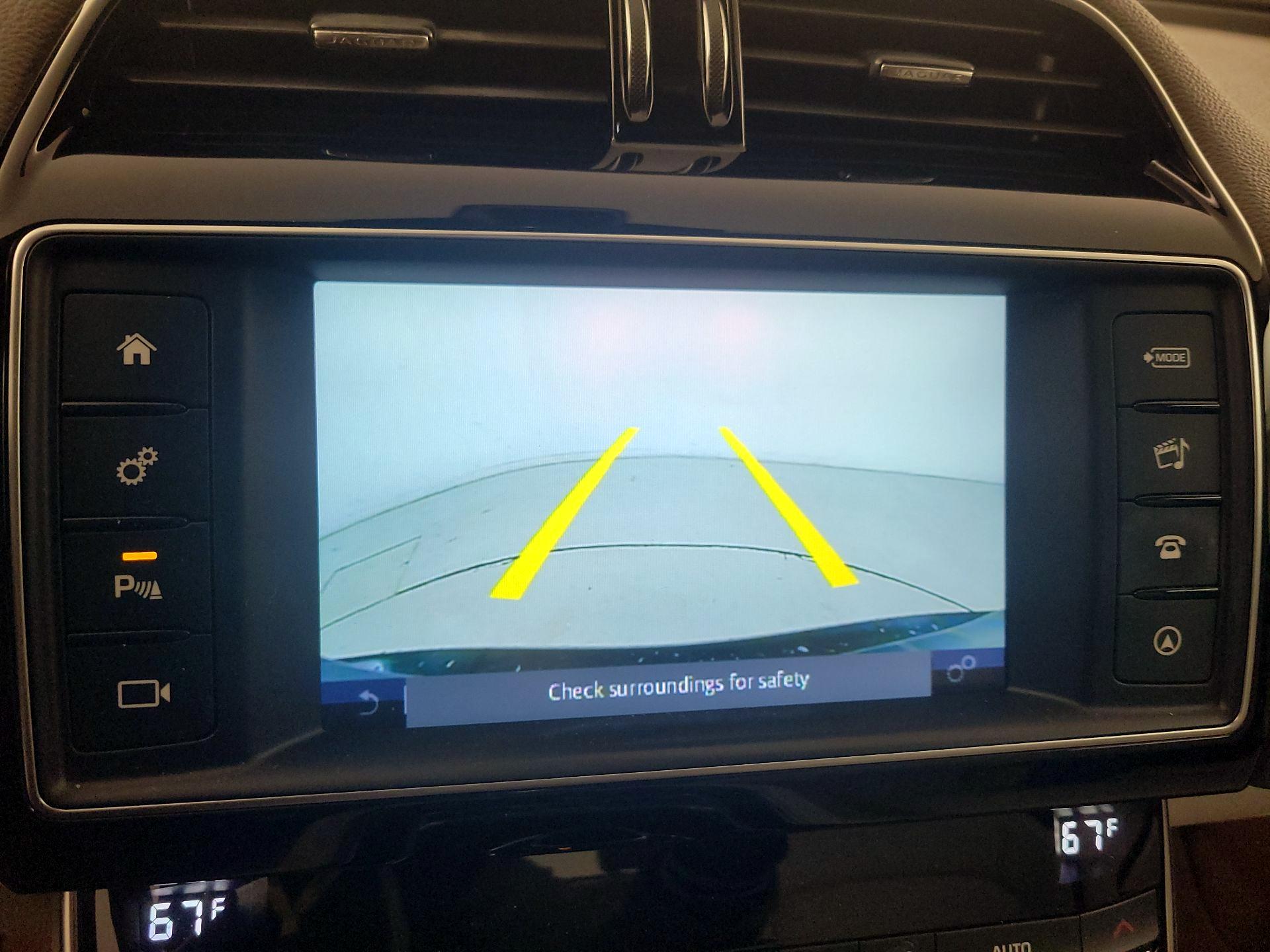 Thumbnail: 2018 Jaguar XE - 15