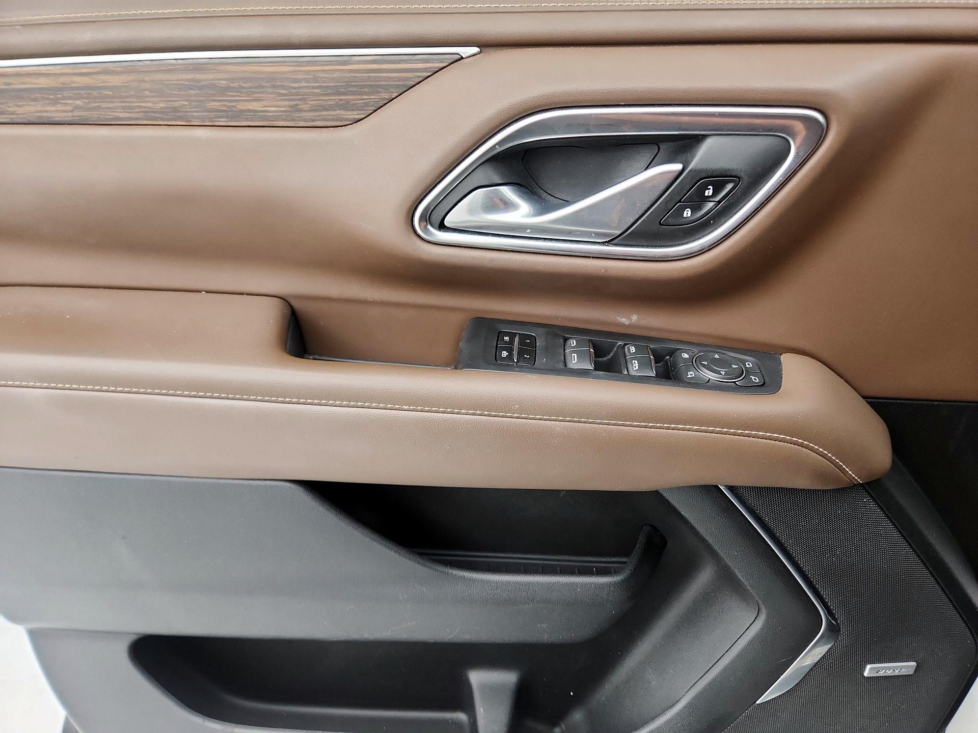 Thumbnail: 2021 Chevrolet Tahoe - 12