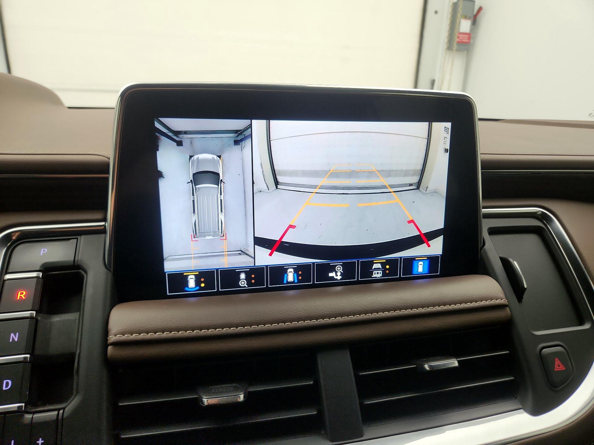 Thumbnail: 2021 Chevrolet Tahoe - 14