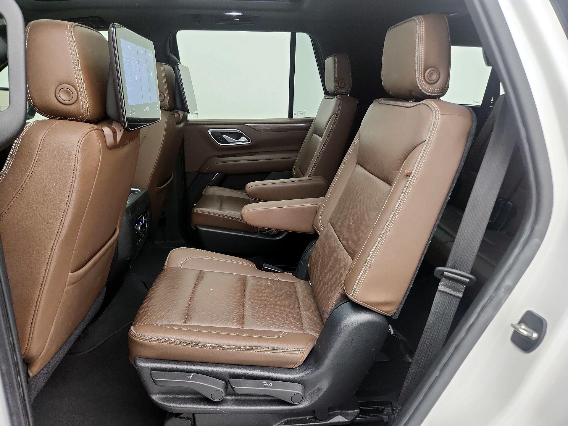 Thumbnail: 2021 Chevrolet Tahoe - 19