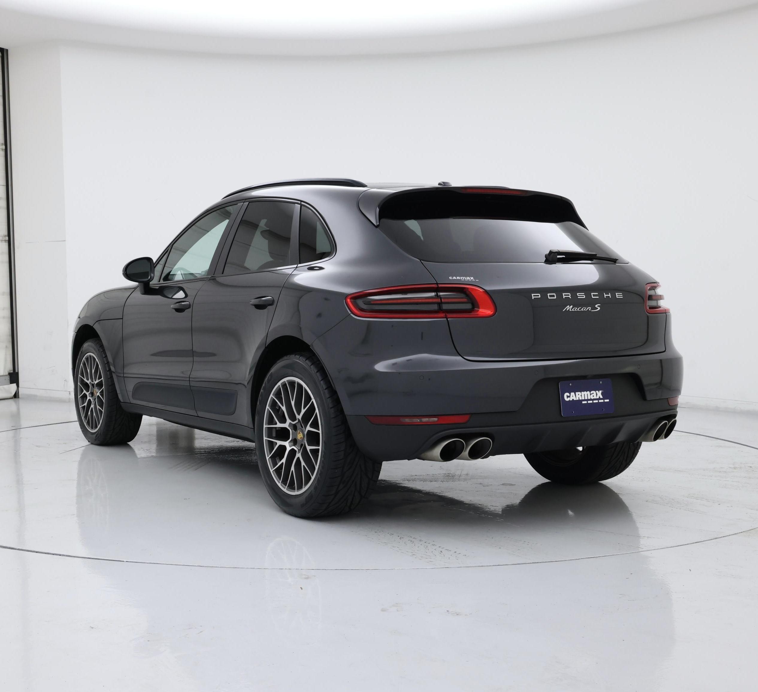 Thumbnail: 2018 Porsche Macan - 2