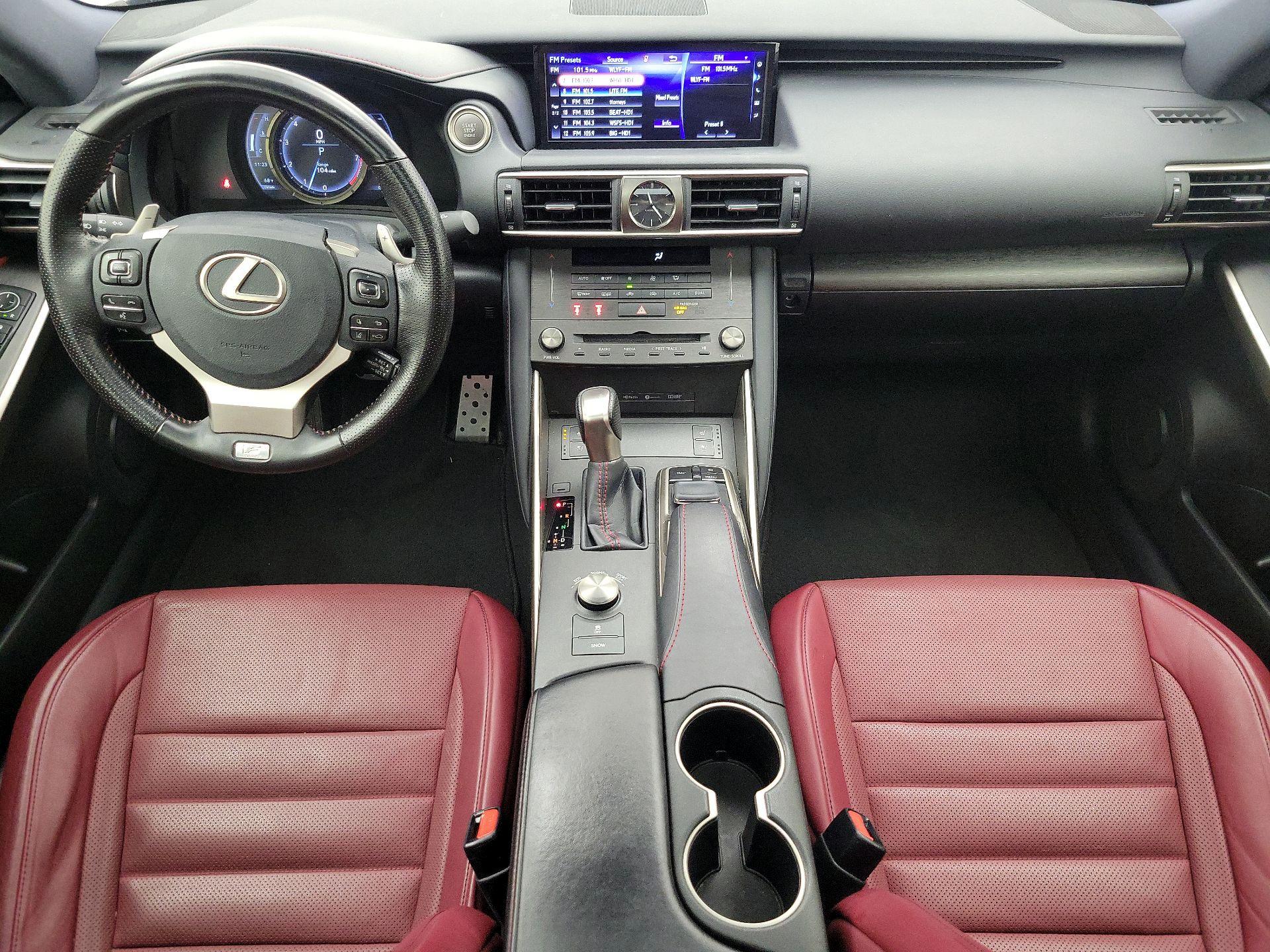 Thumbnail: 2020 Lexus IS - 9