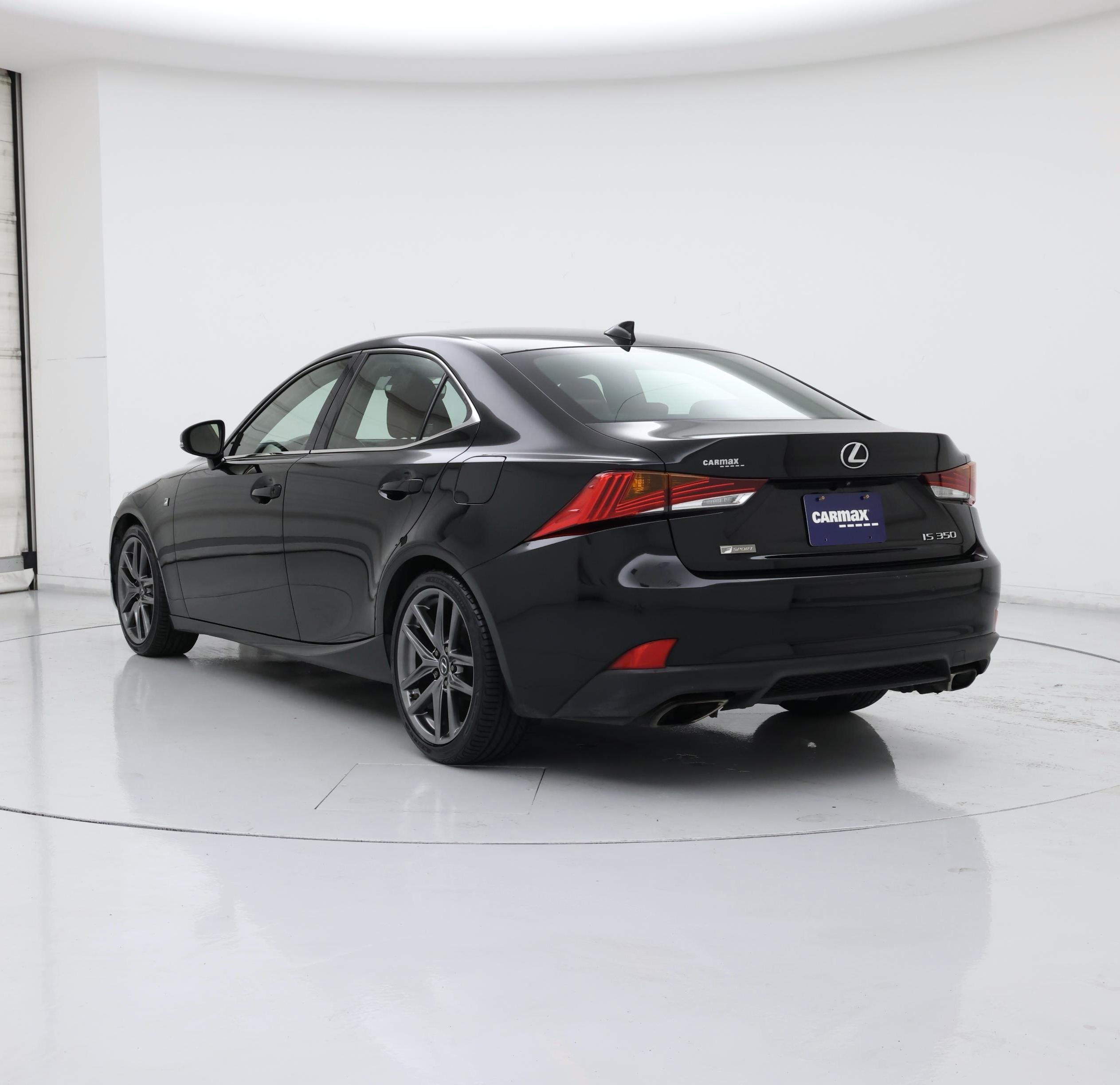 Thumbnail: 2020 Lexus IS - 2