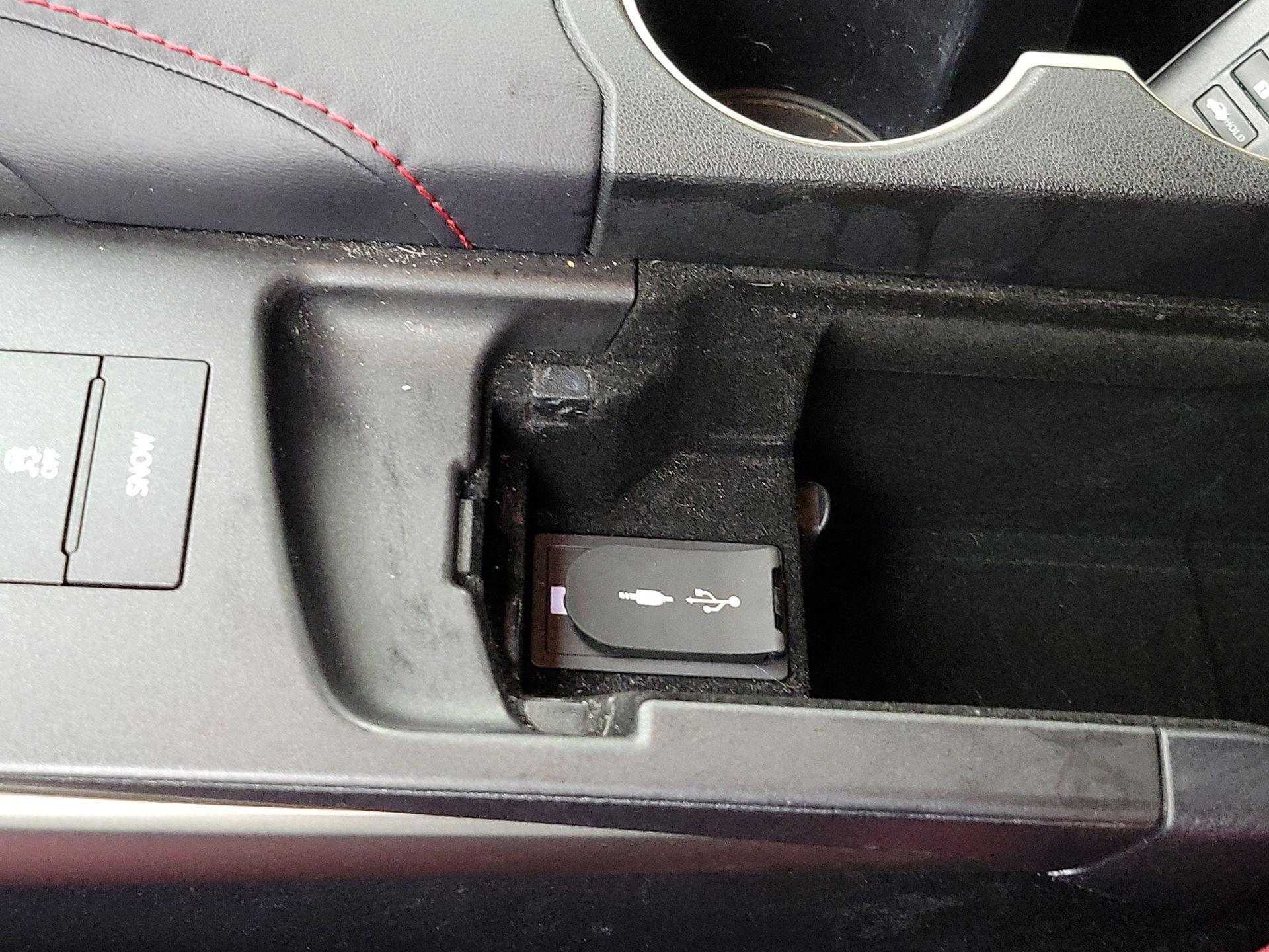 Thumbnail: 2020 Lexus IS - 19