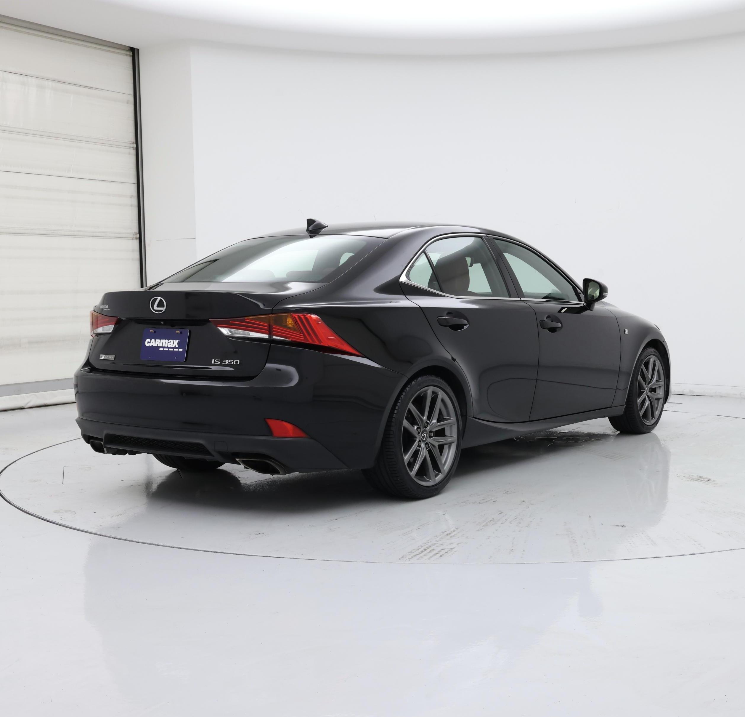 Thumbnail: 2020 Lexus IS - 8