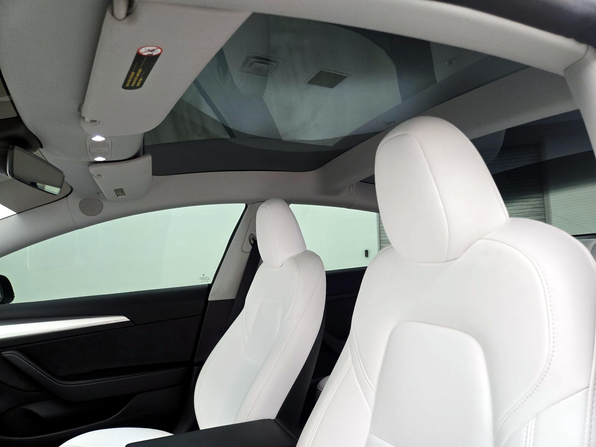 Thumbnail: 2023 Tesla Model 3 - 19