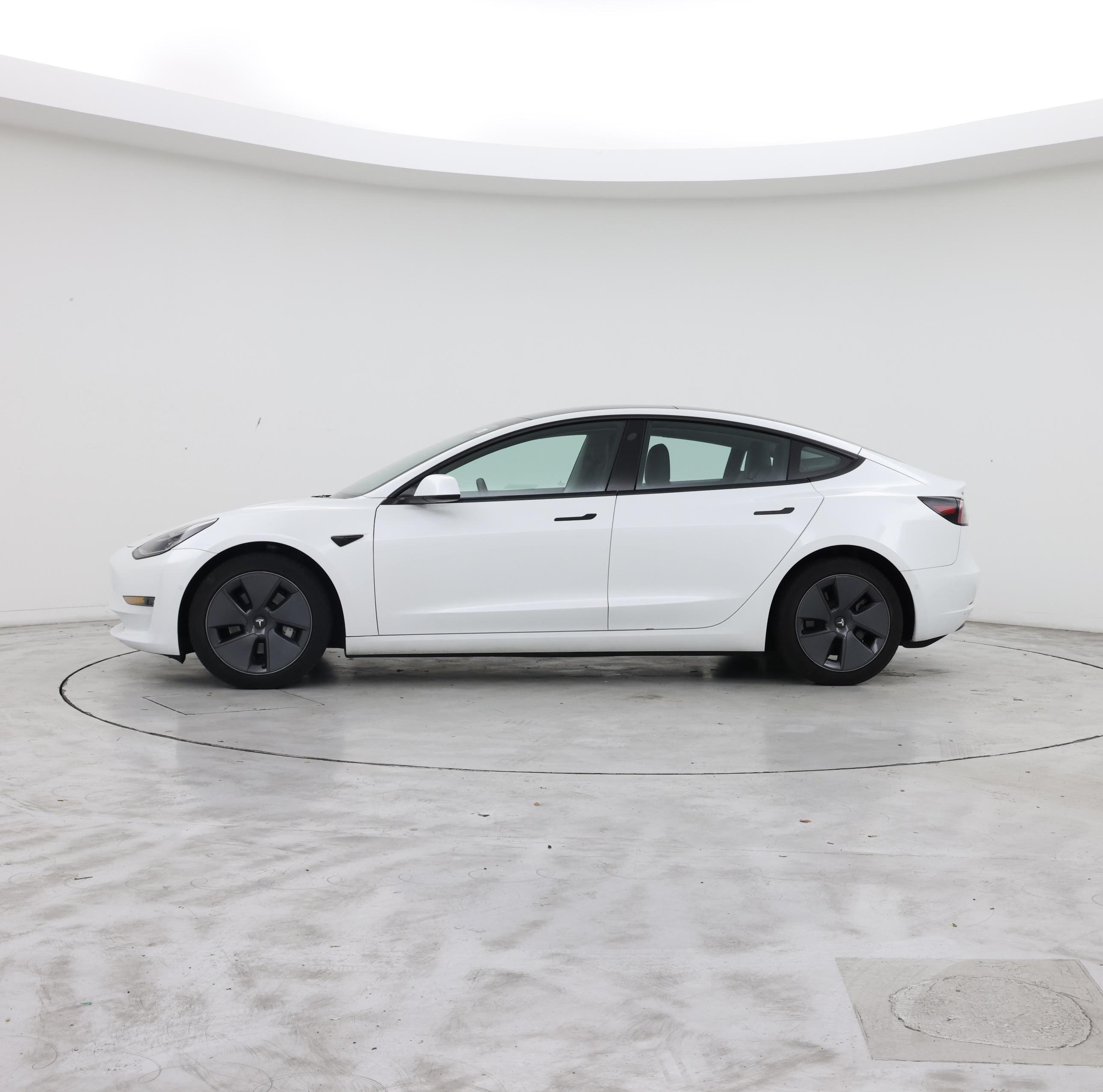 Thumbnail: 2022 Tesla Model 3 - 3