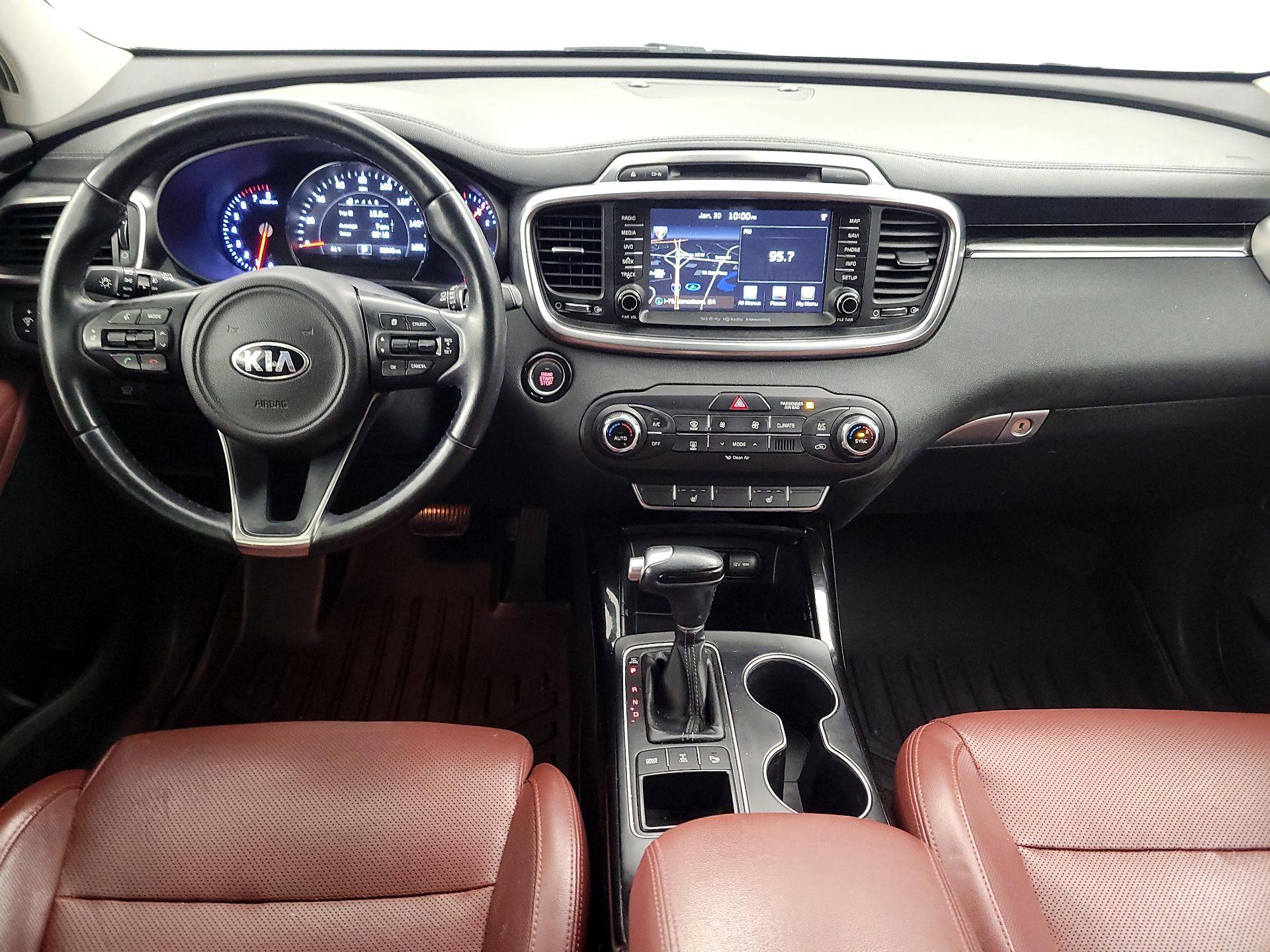 Thumbnail: 2018 Kia Sorento - 9