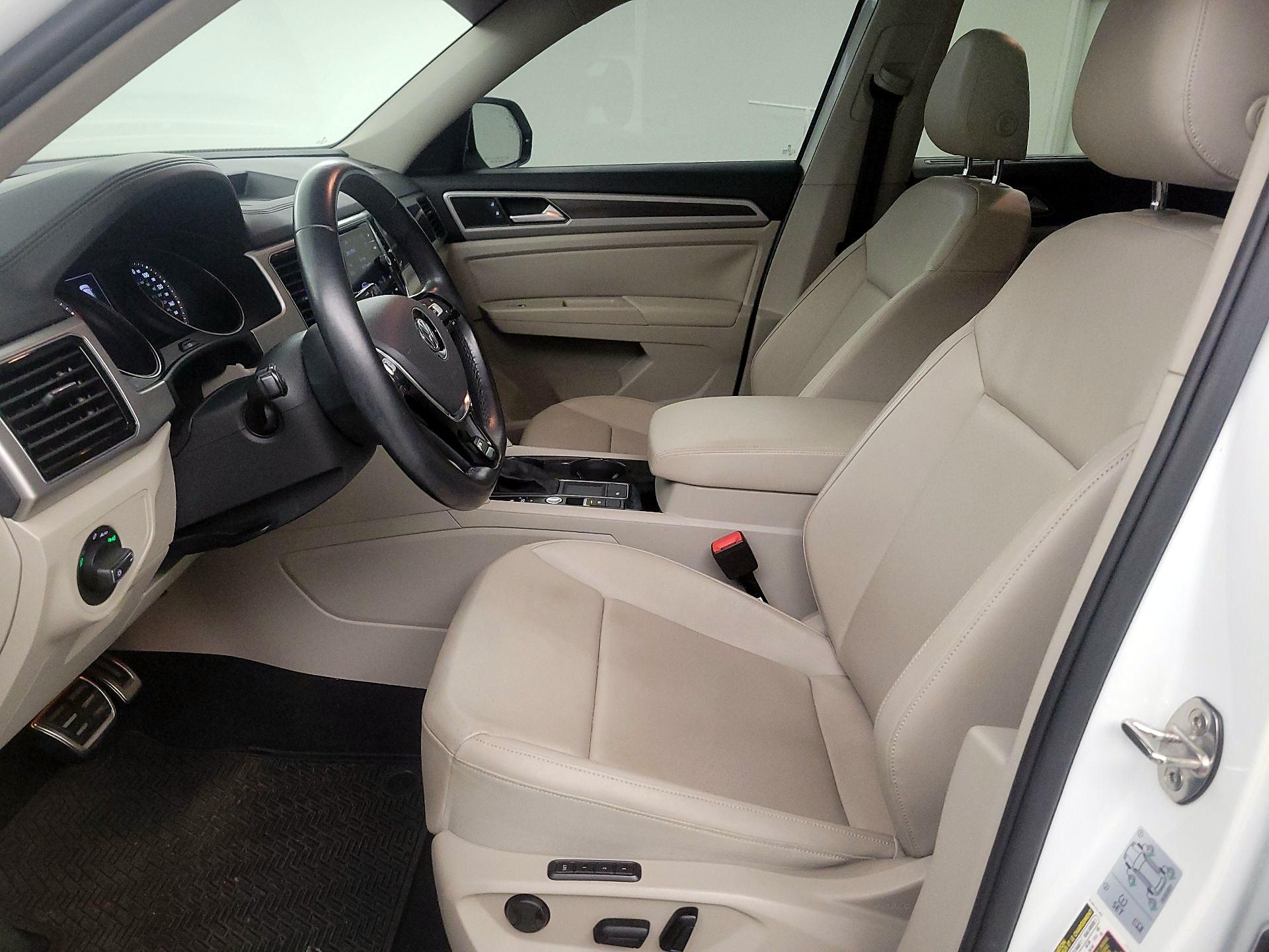 Thumbnail: 2018 Volkswagen Atlas - 11