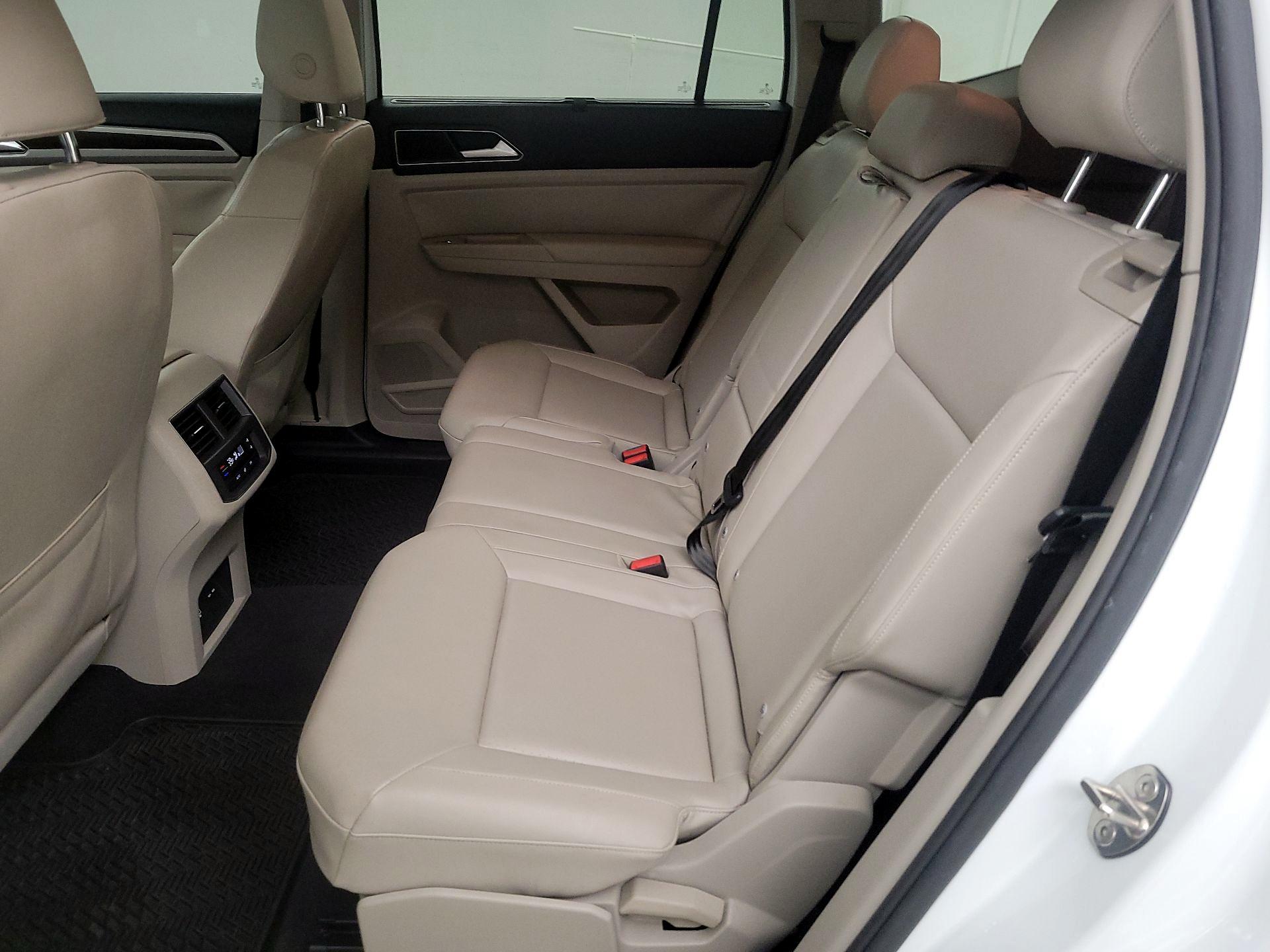 Thumbnail: 2018 Volkswagen Atlas - 20