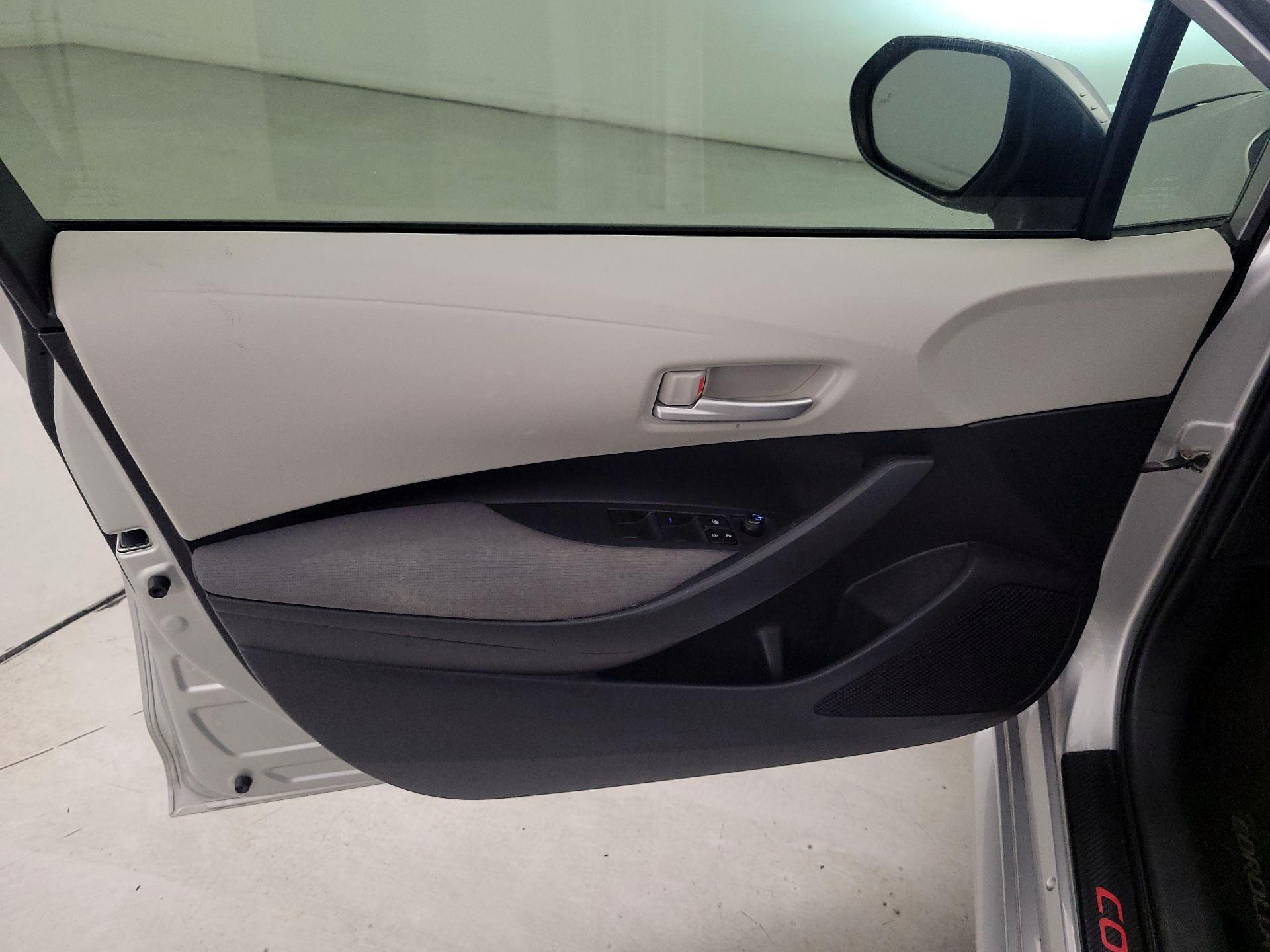 Thumbnail: 2020 Toyota Corolla - 12