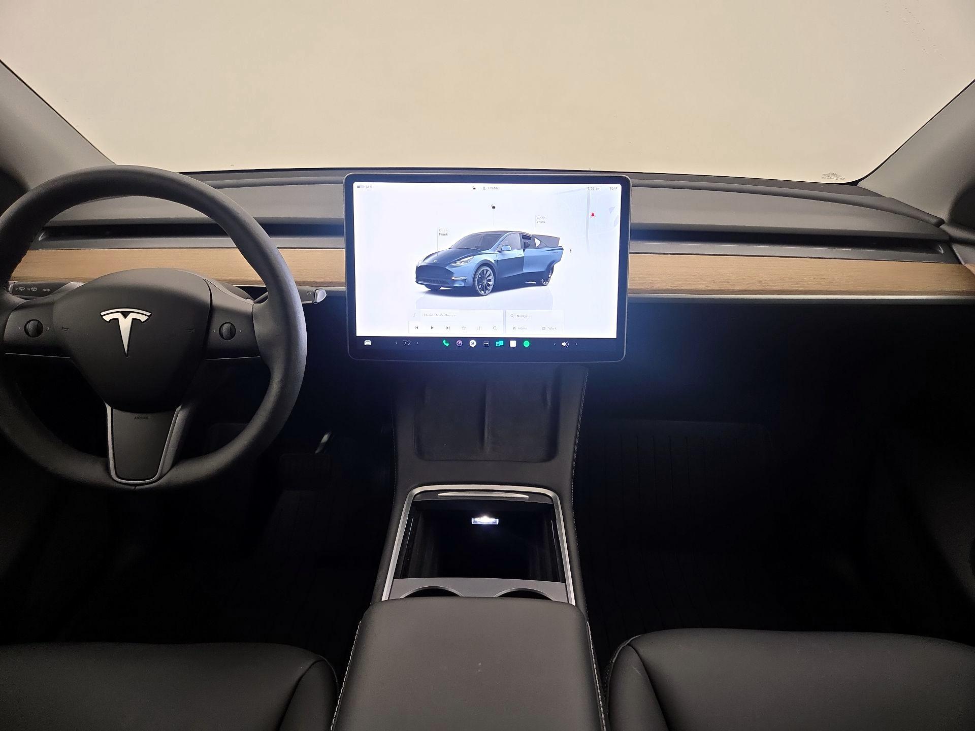 Thumbnail: 2024 Tesla Model Y - 9